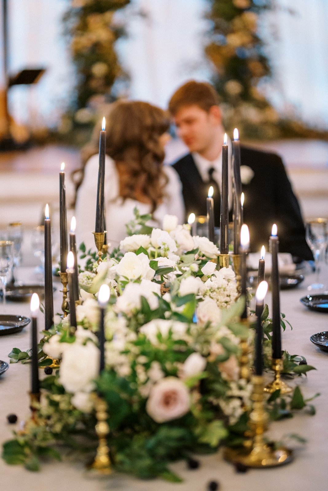 modern elegant wedding design romantic king's table.jpg