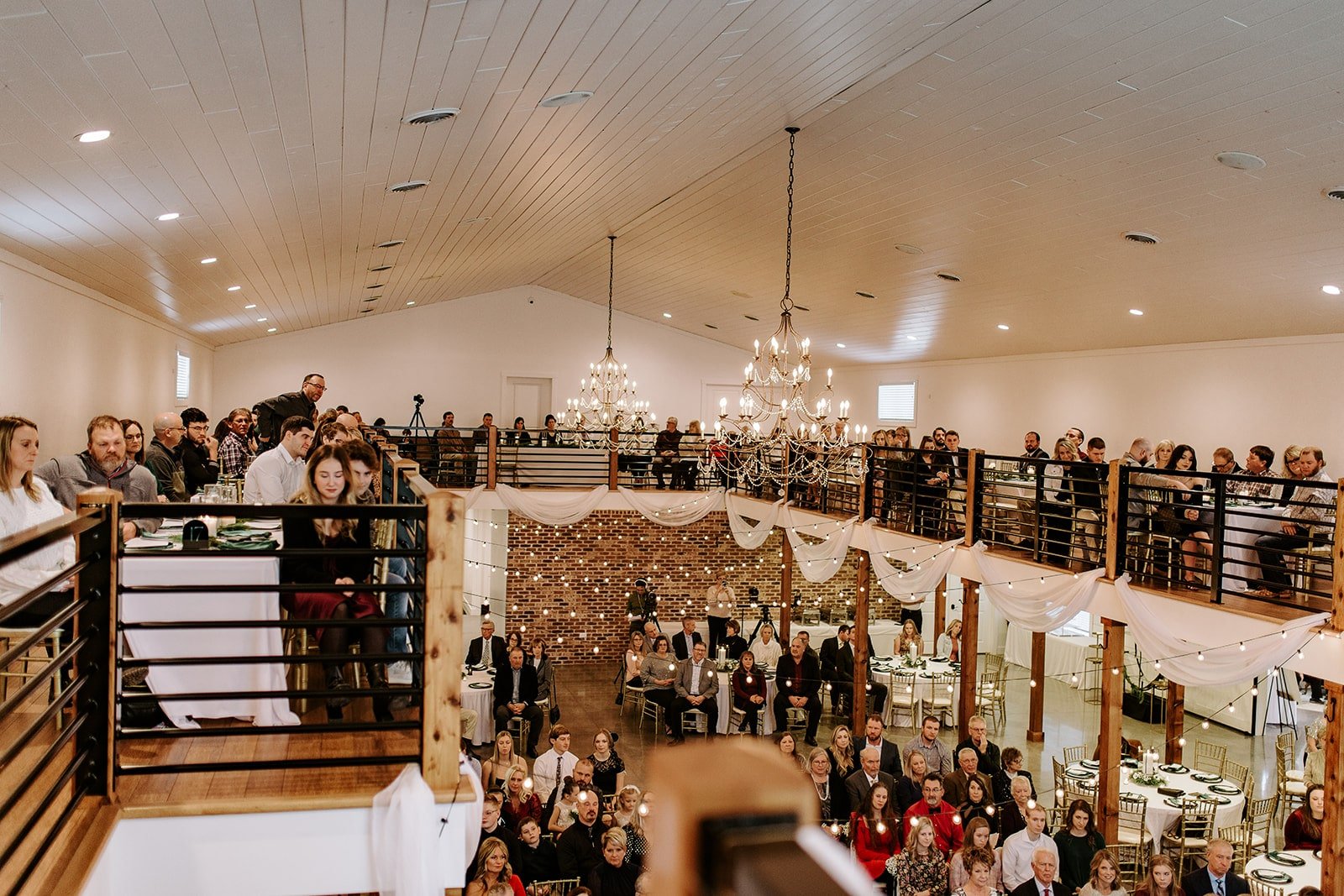 indoor winter wedding ceremony_columbia missouri_december_emerson fields (8).jpg