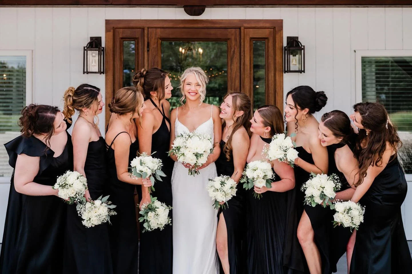 Smart couples are booking their venue before the end of the year for these THREE reasons!

According to The Knot, the biggest surge of engagements happens between Thanksgiving and Christmas, and couples begin searching for venues right away&mdash;esp