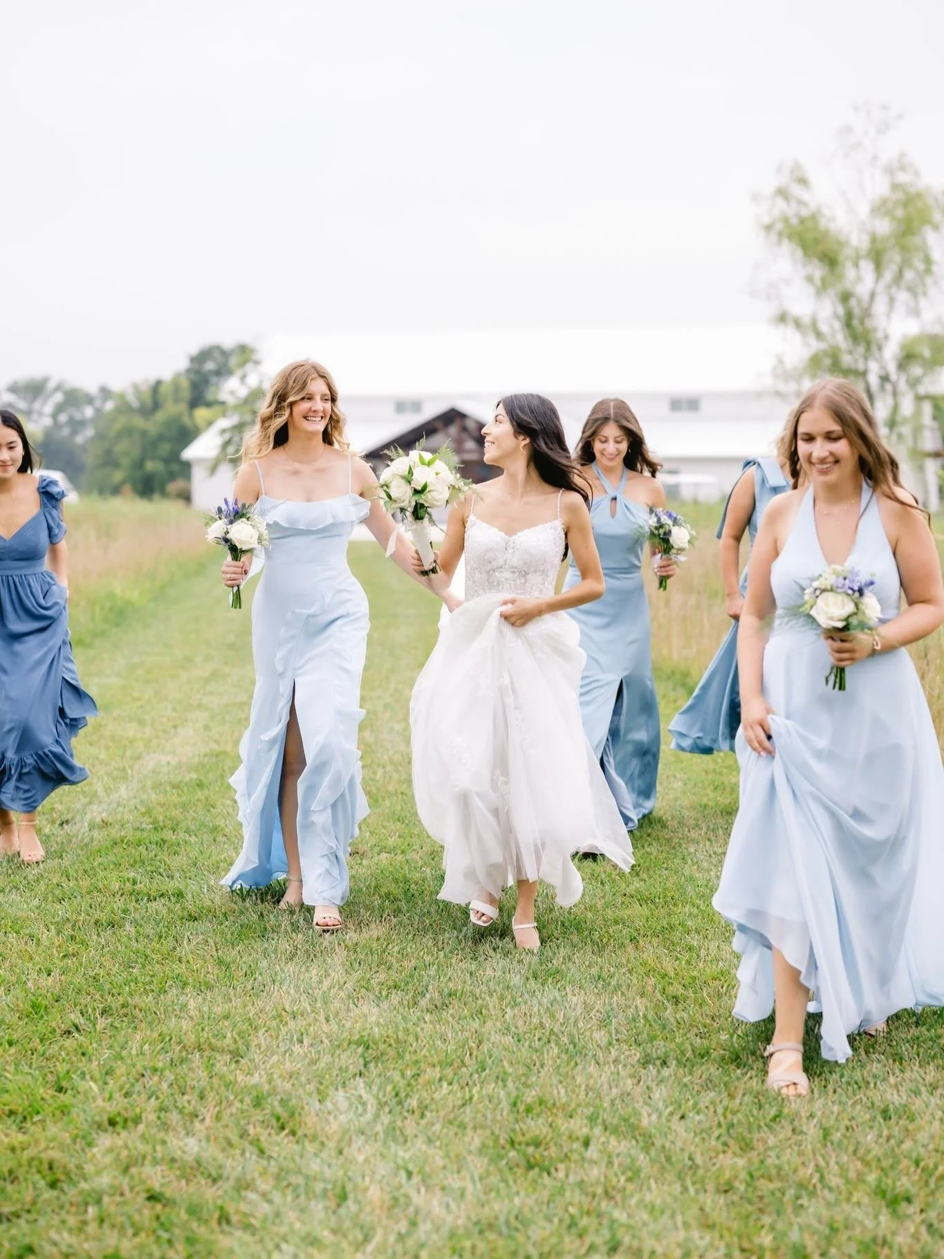 POV: you just started wedding planning and you&rsquo;re stressed and overwhelmed by too many decisions? 😵&zwj;💫

You&rsquo;re not alone!

Wedding planning is a thousand tiny decisions that all seem like they need to be made all at once. Feeling ove