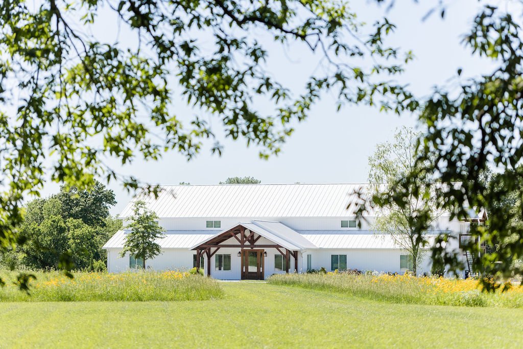 Best-wedding-venue-in-Missouri-Emerson-Fields-52.jpg