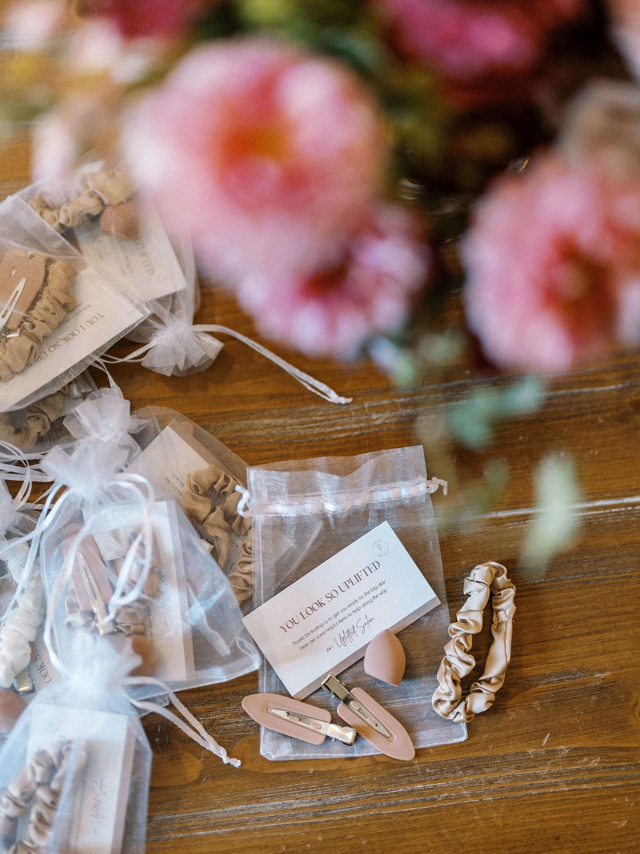 wedding-morning-getting-ready-at-on-site-lodging-emerson-fields-wedding-venue-and-estate-near-Columbia-MO-5.jpg