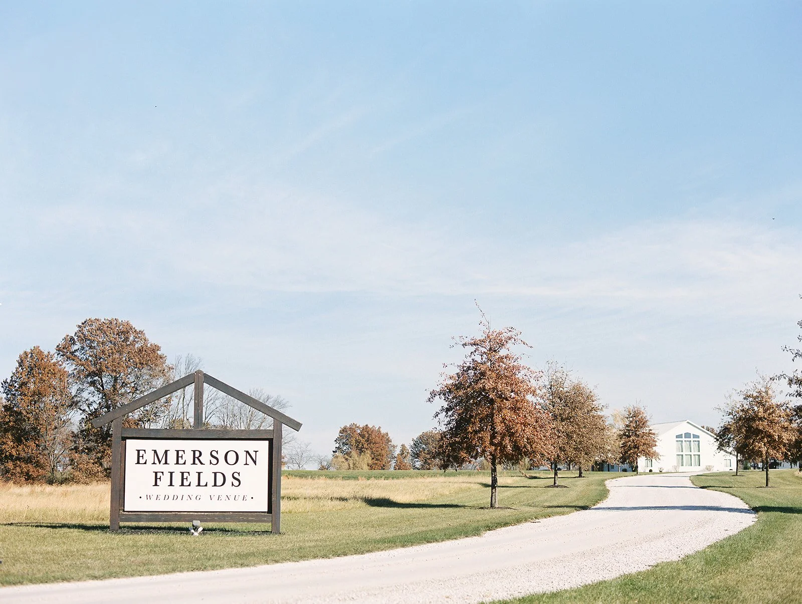 Fall-wedding-at-Emerson-Fields-in-November-with-first-look-photography-Kiley-Ann-Columbia-Missouri1.jpg