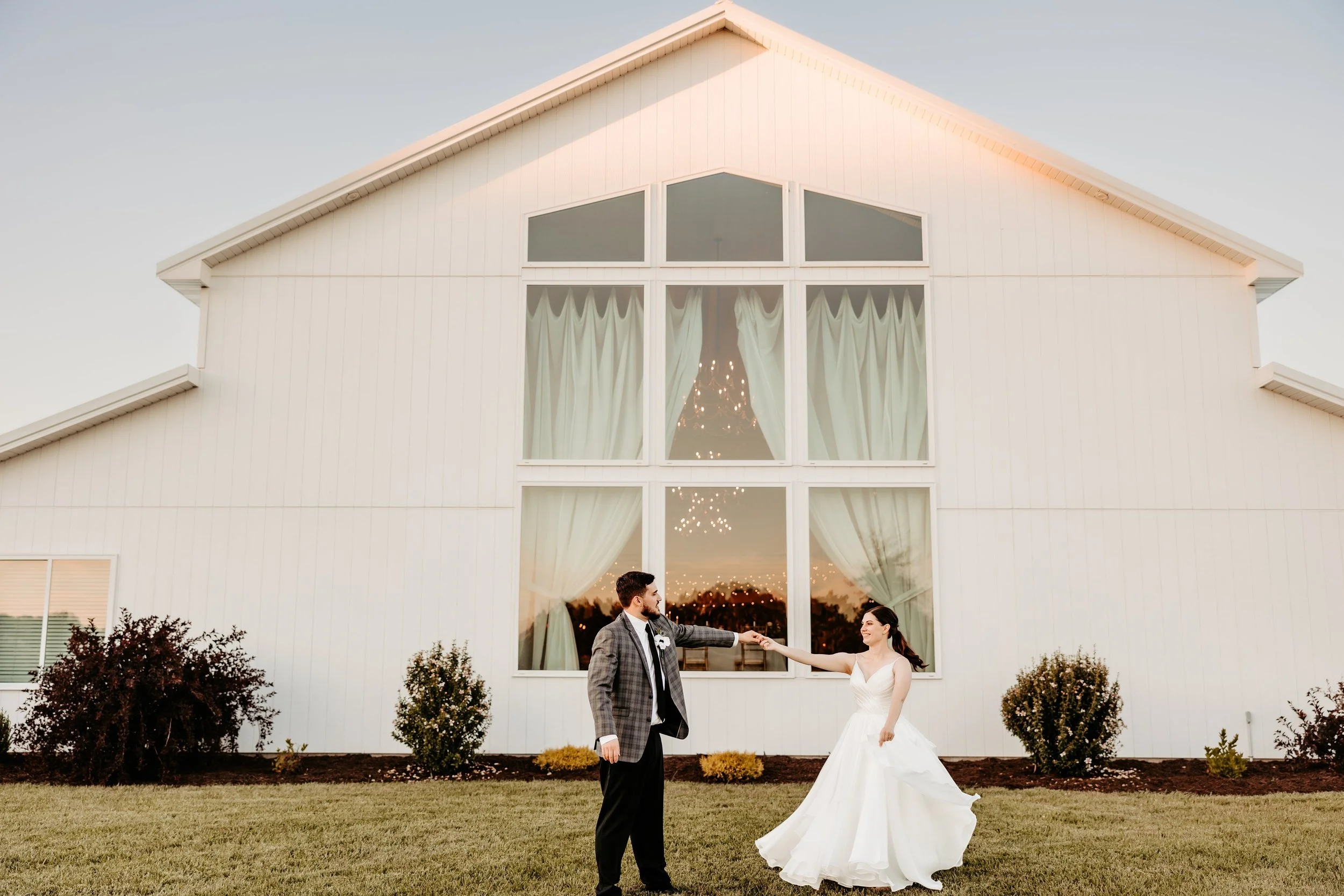Full weekend wedding venue in Missouri