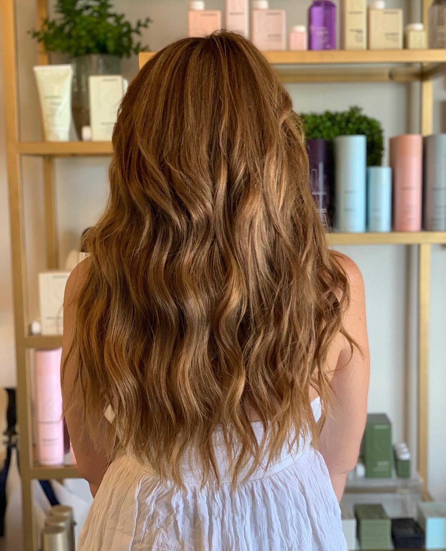 @invisiblebeadextensions create such amazing length and density! They are just one of the great options we have for clients looking to switch up or enhance their look. Book a consultation and we can explore what the best option is for you!