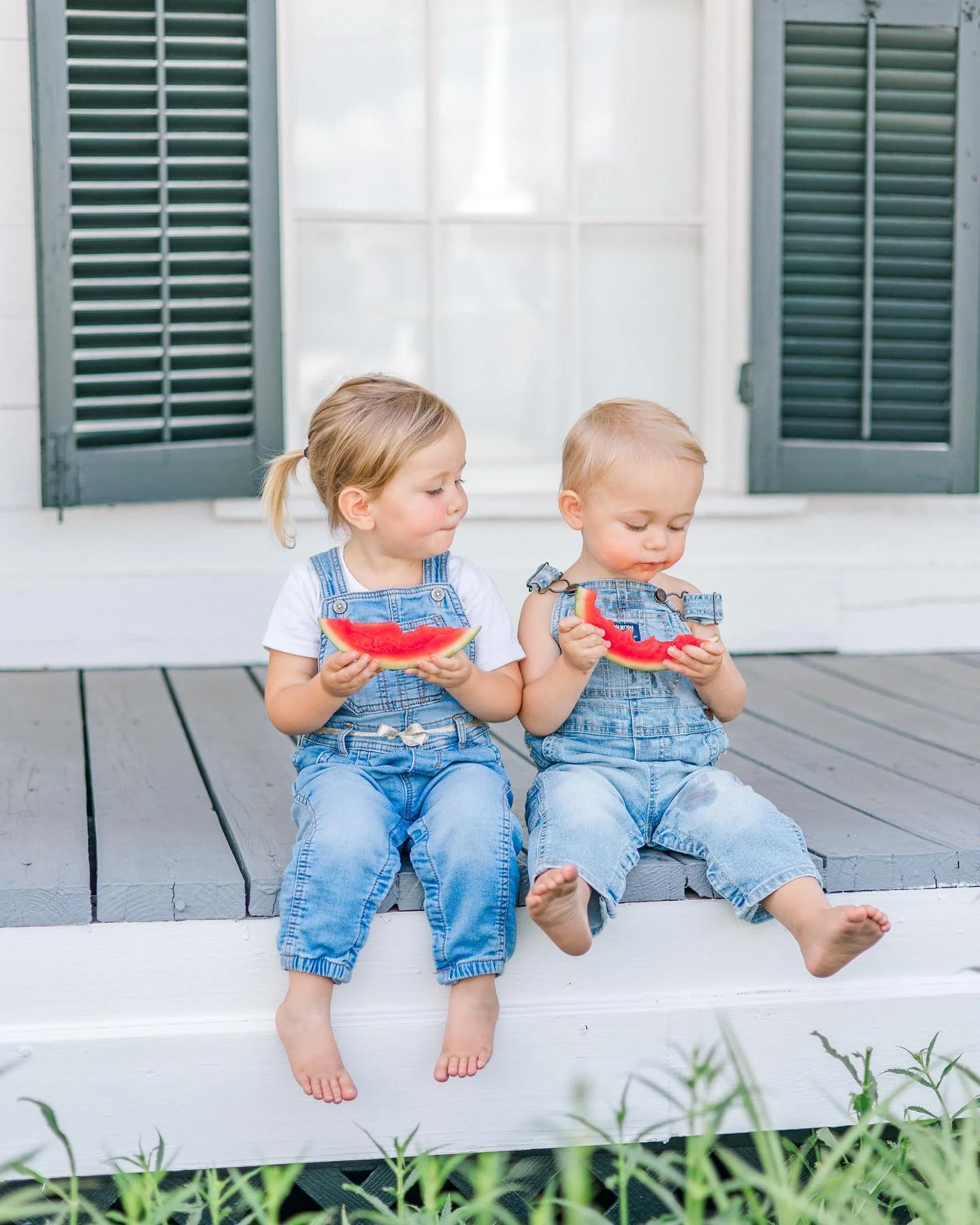 So excited to announce this years watermelon minis are happening the whole month of July! These are so much fun! 

$200
20 minutes 
15-20 images 
Message for availble dates and details!