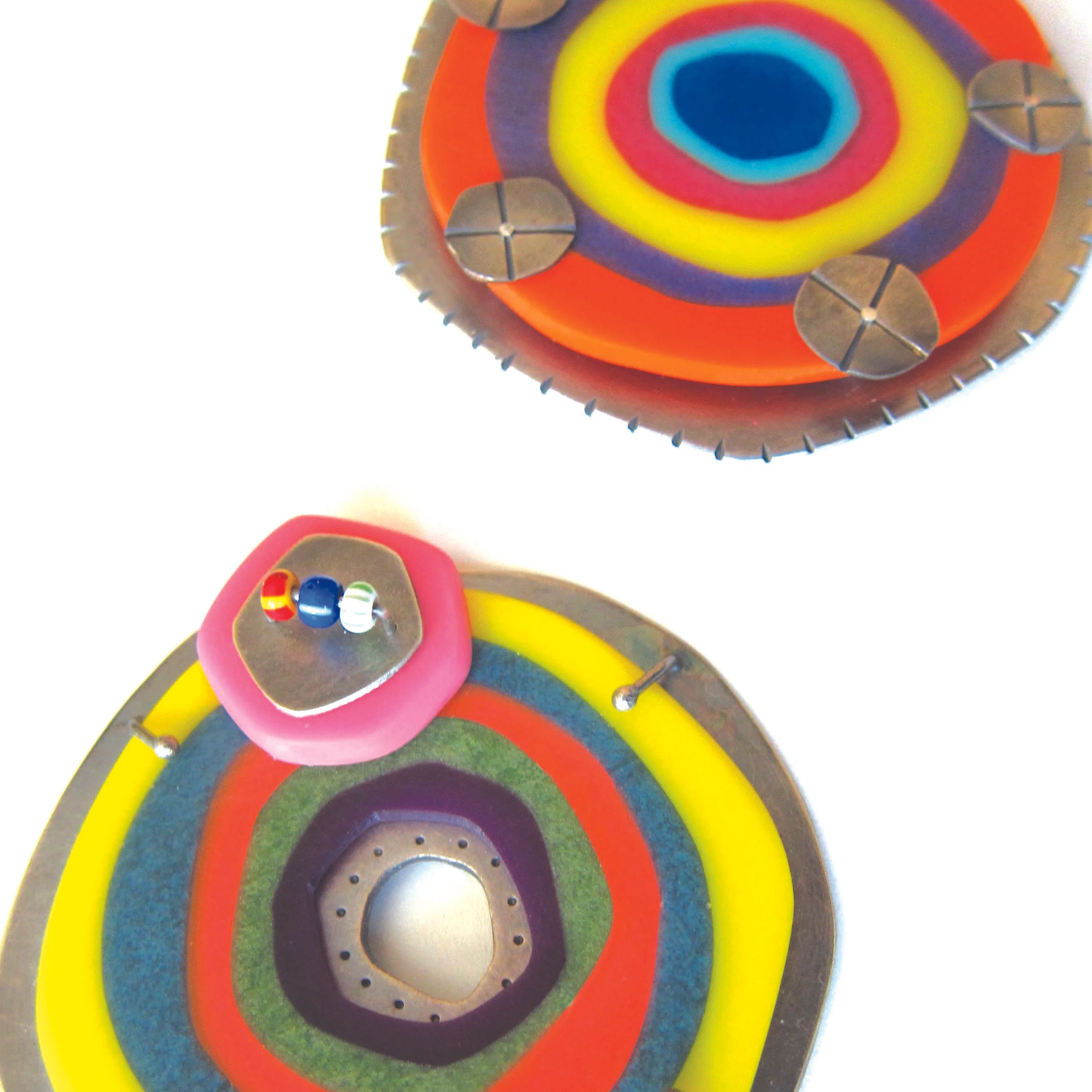 enclosuremedallians_1.jpg