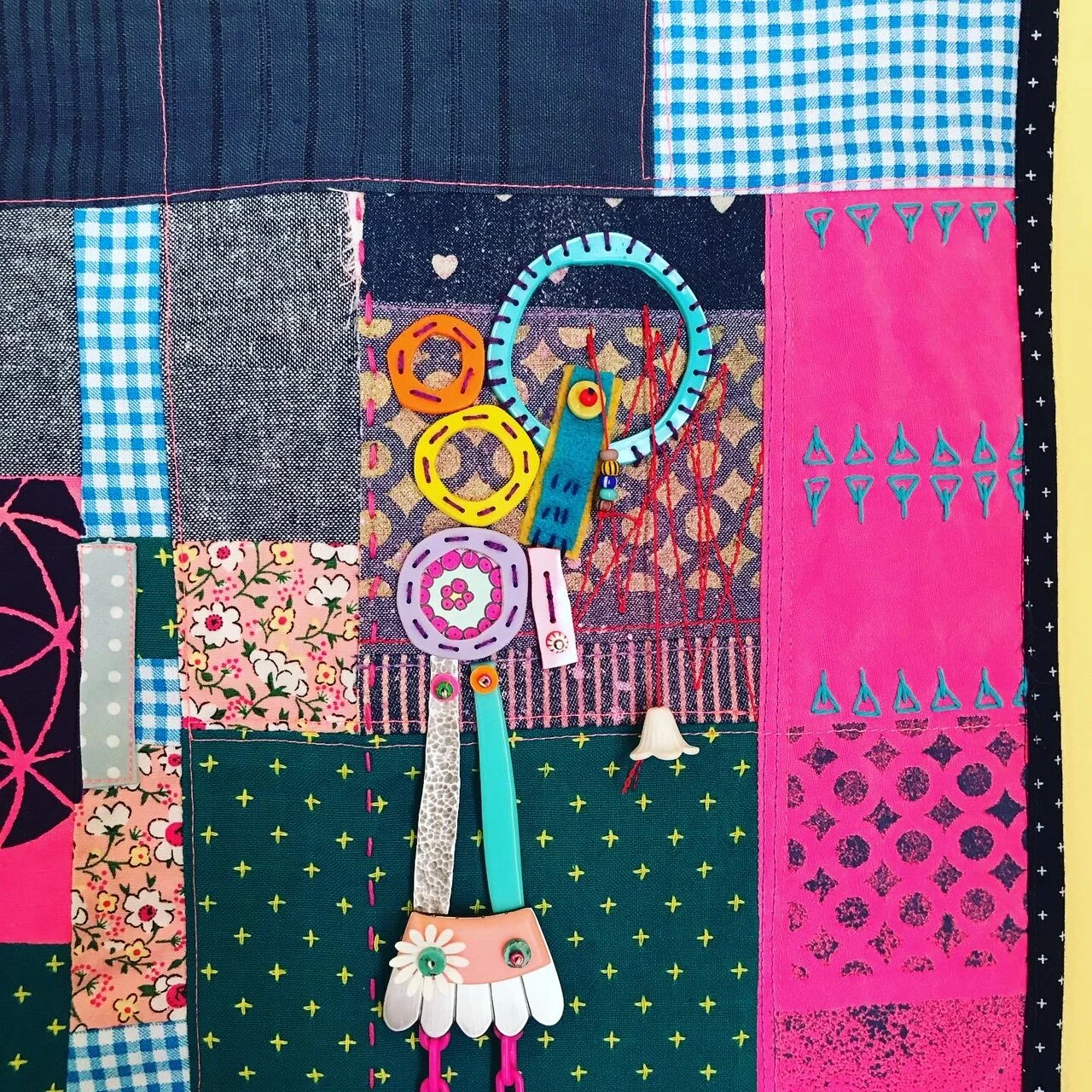 miniquiltdetail1.JPG