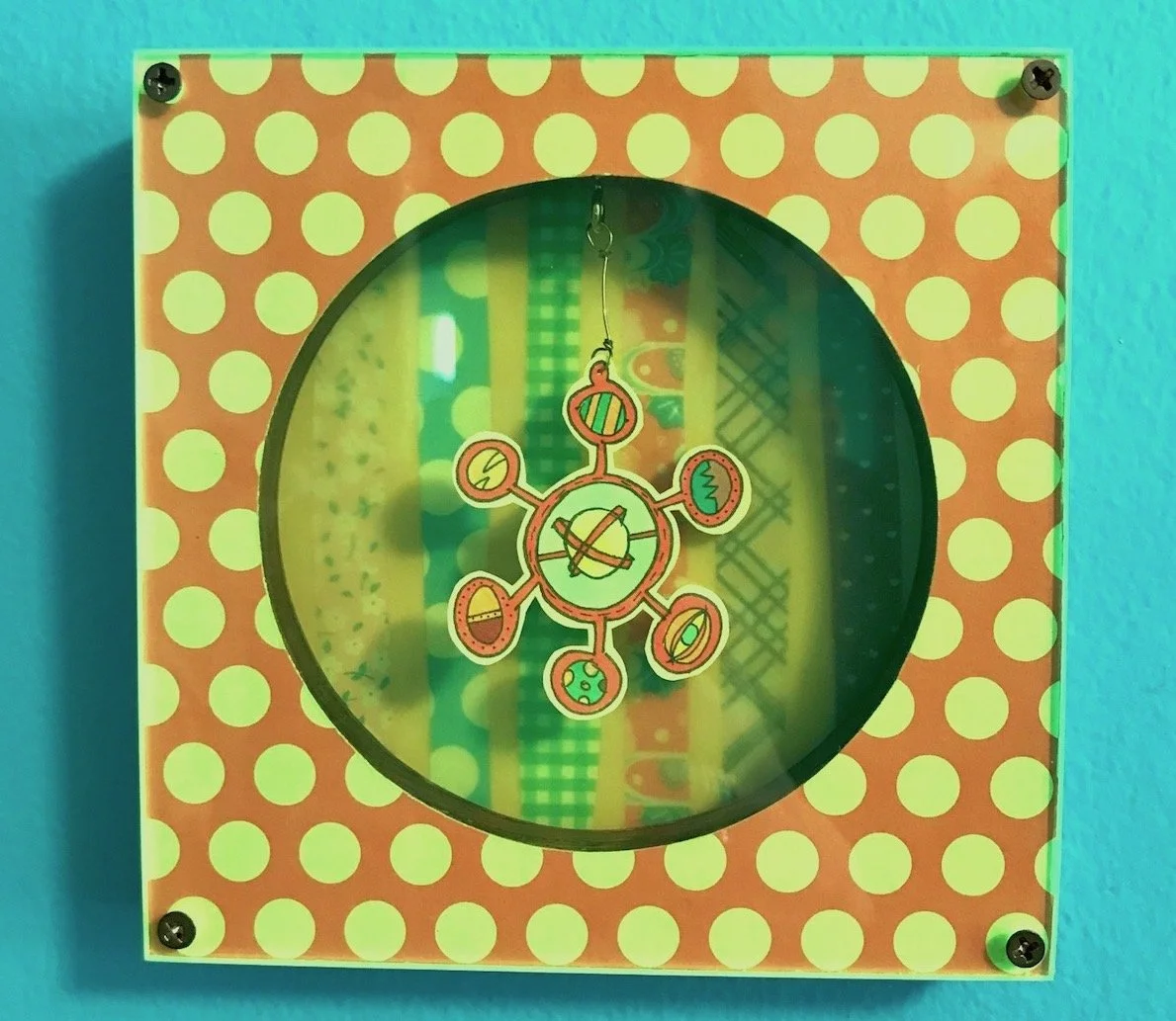 polka_dot_frame.jpg