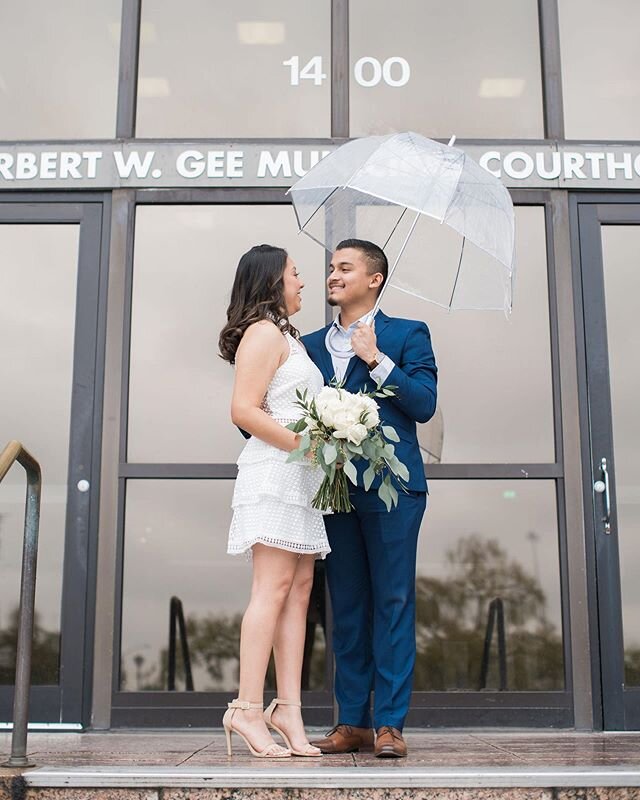 Courthouse weddings help keep your original wedding date if you had to move your reception. These two are having their reception this September! .
.
.
.
#houstonweddingphotography #houstonweddingphotographer #weddingsinhouston #houstonelopement #elop