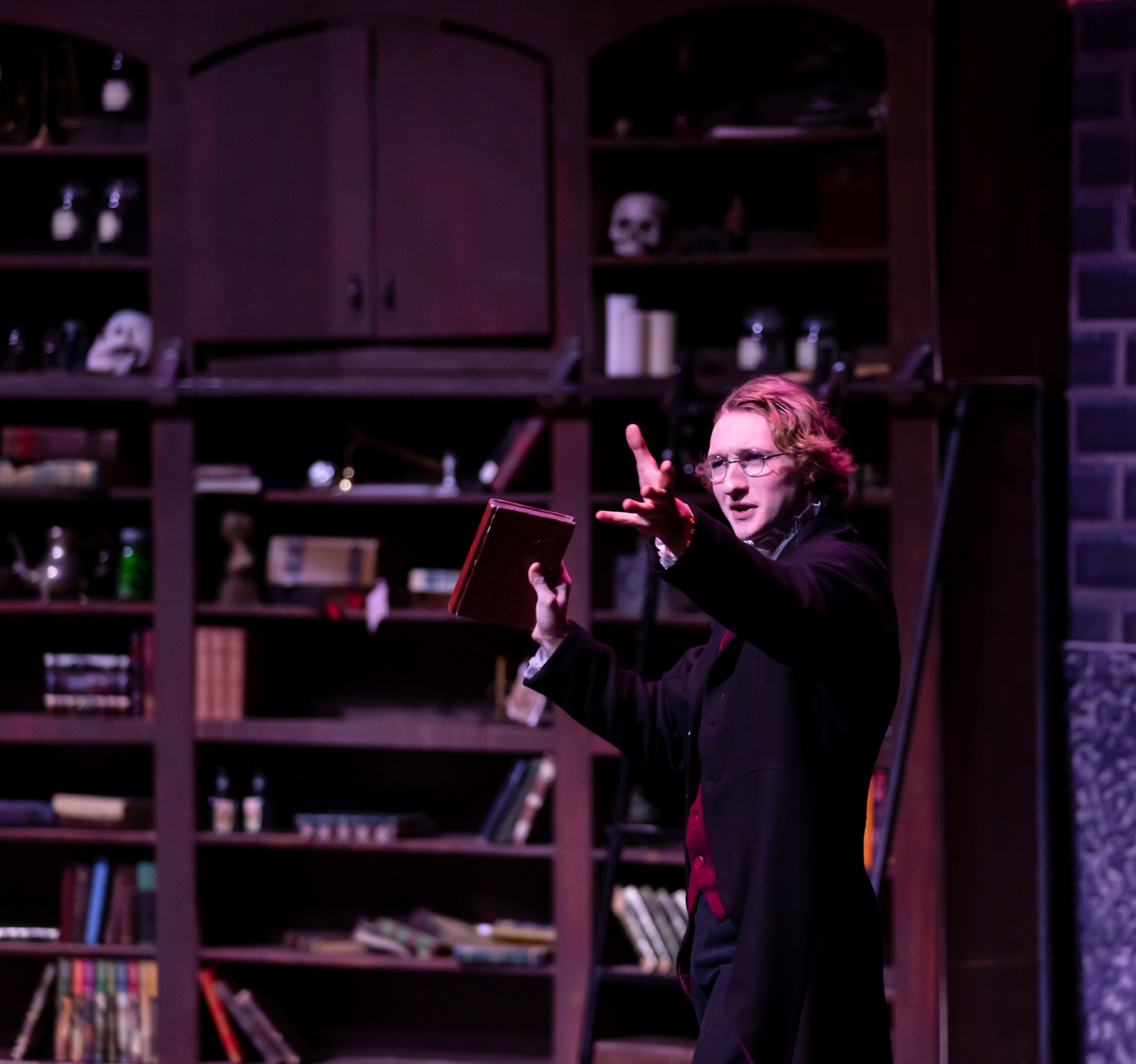 Faustus_012.jpg