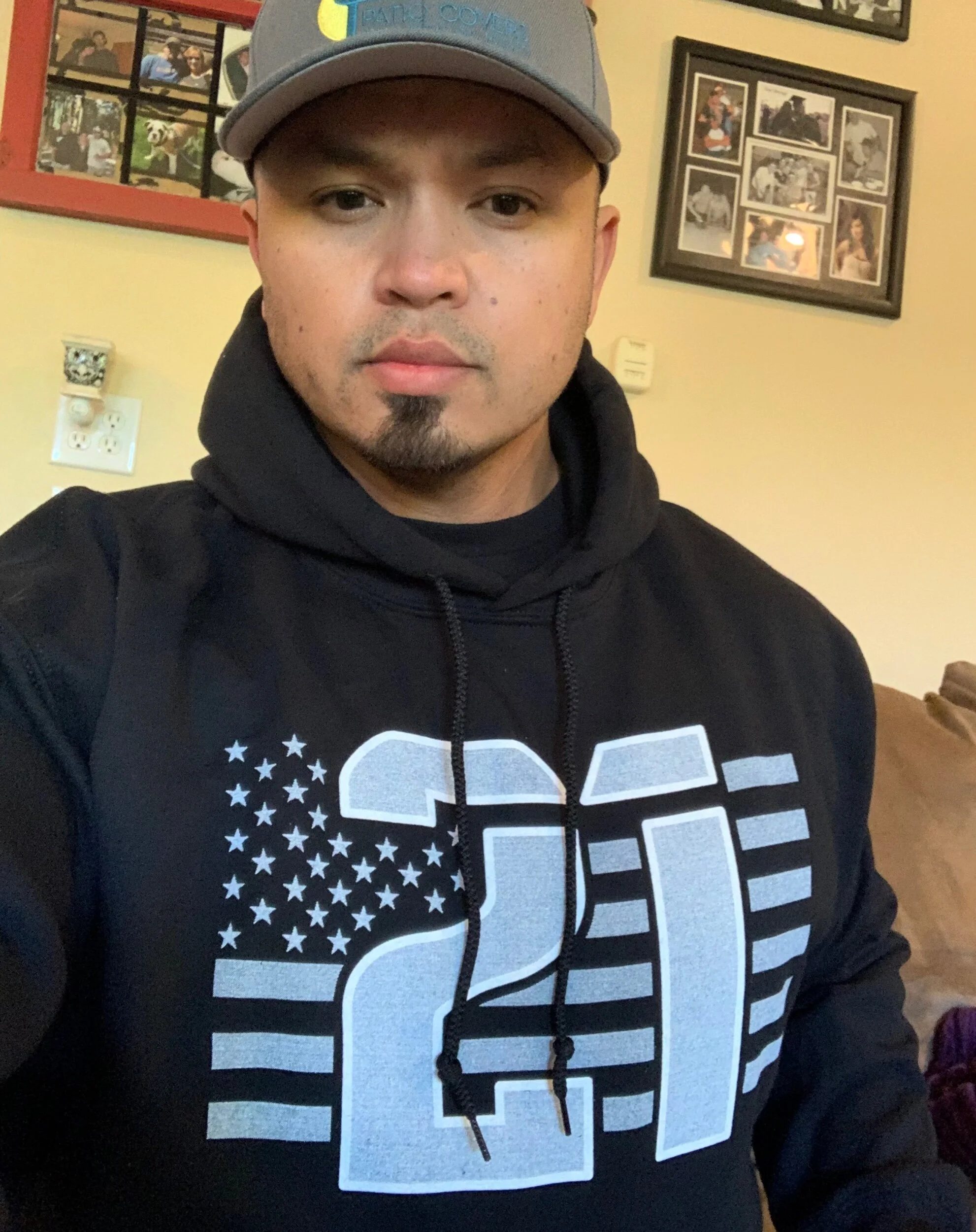 DC80BF89-D268-4B8D-9F52-408648FF4114