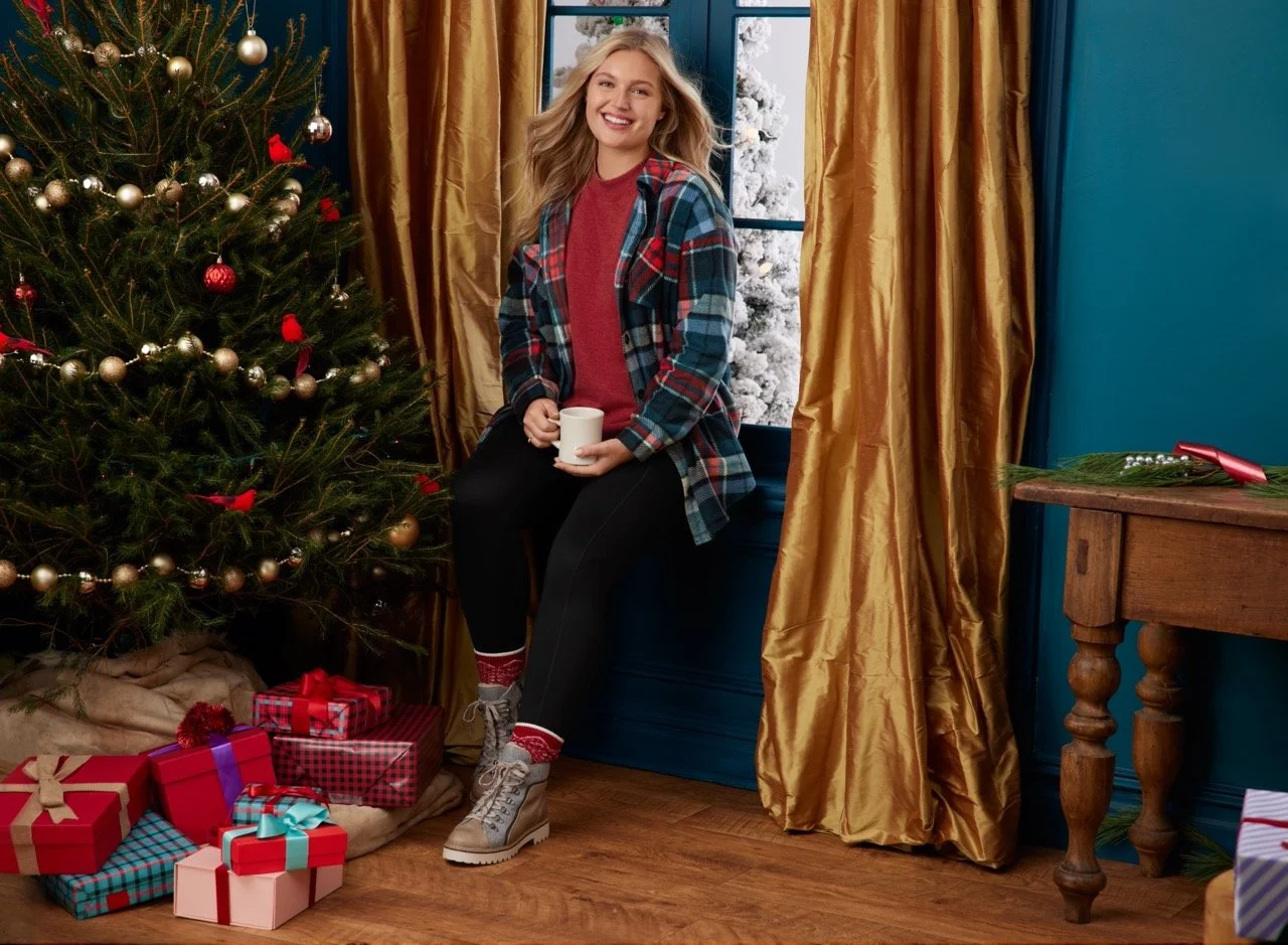 10_STYL_lounge sweatshirt plus_030 Large.jpeg