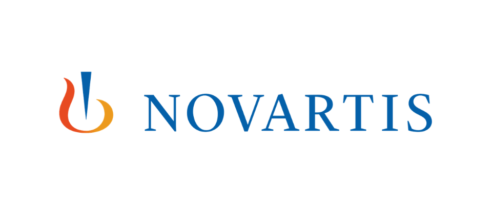 Logotipo de Novartis que muestra una figura abstracta en colores naranja y azul junto a la palabra 'NOVARTIS' en letras azules.