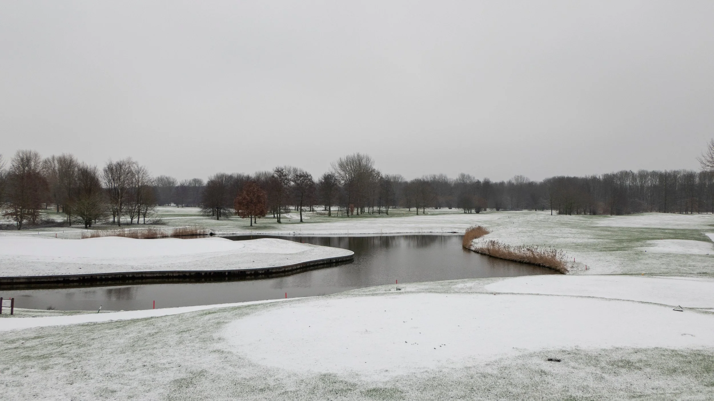 How to keep warm playing golf in Winter