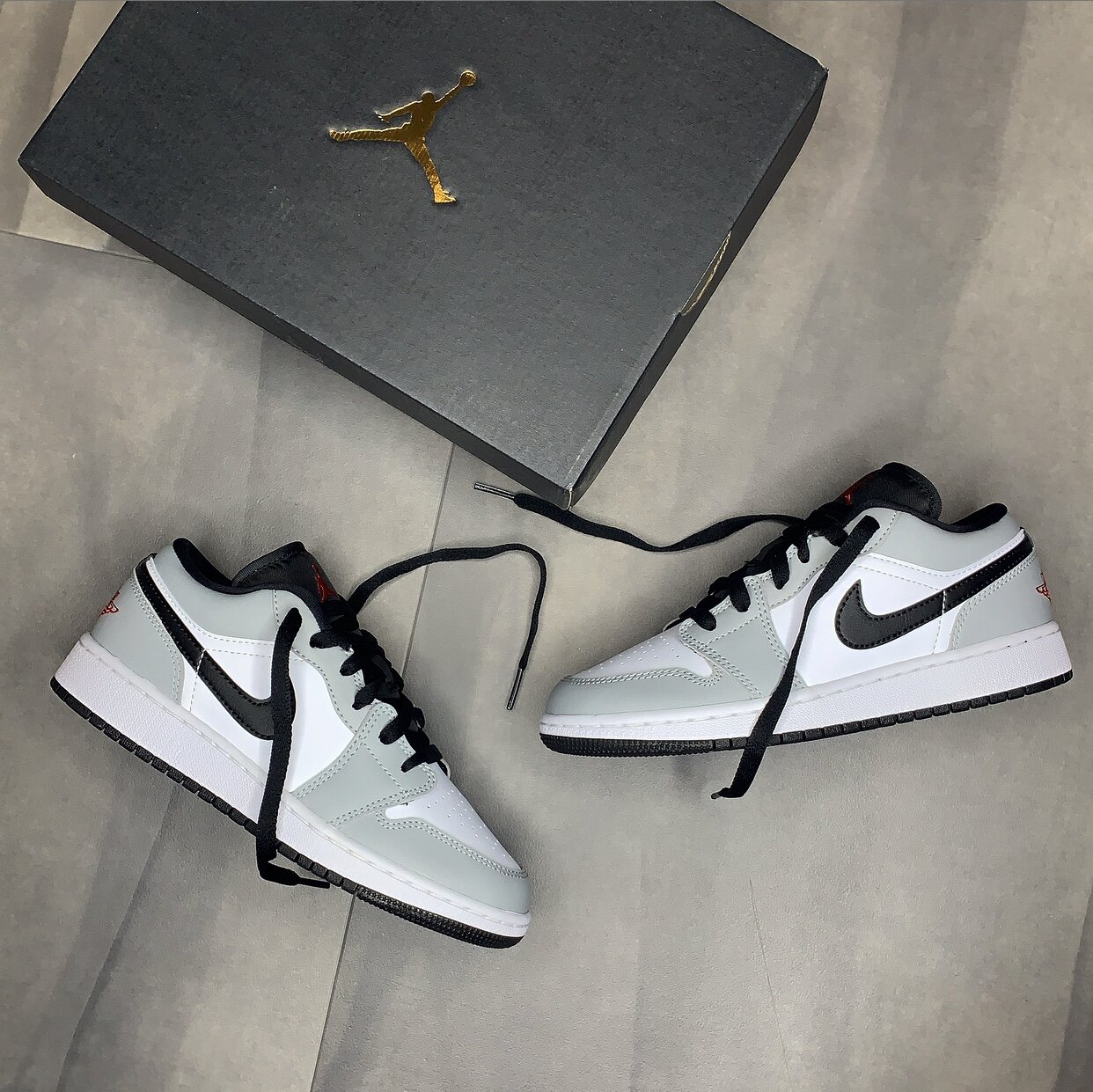 womens grey jordans