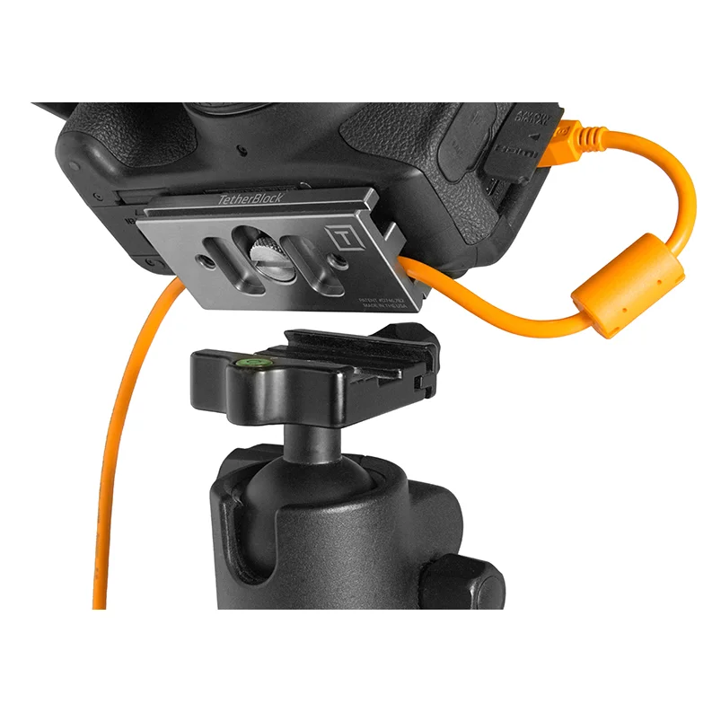 TB-QR-004G-TetherBlock_Arca_tripod.jpg