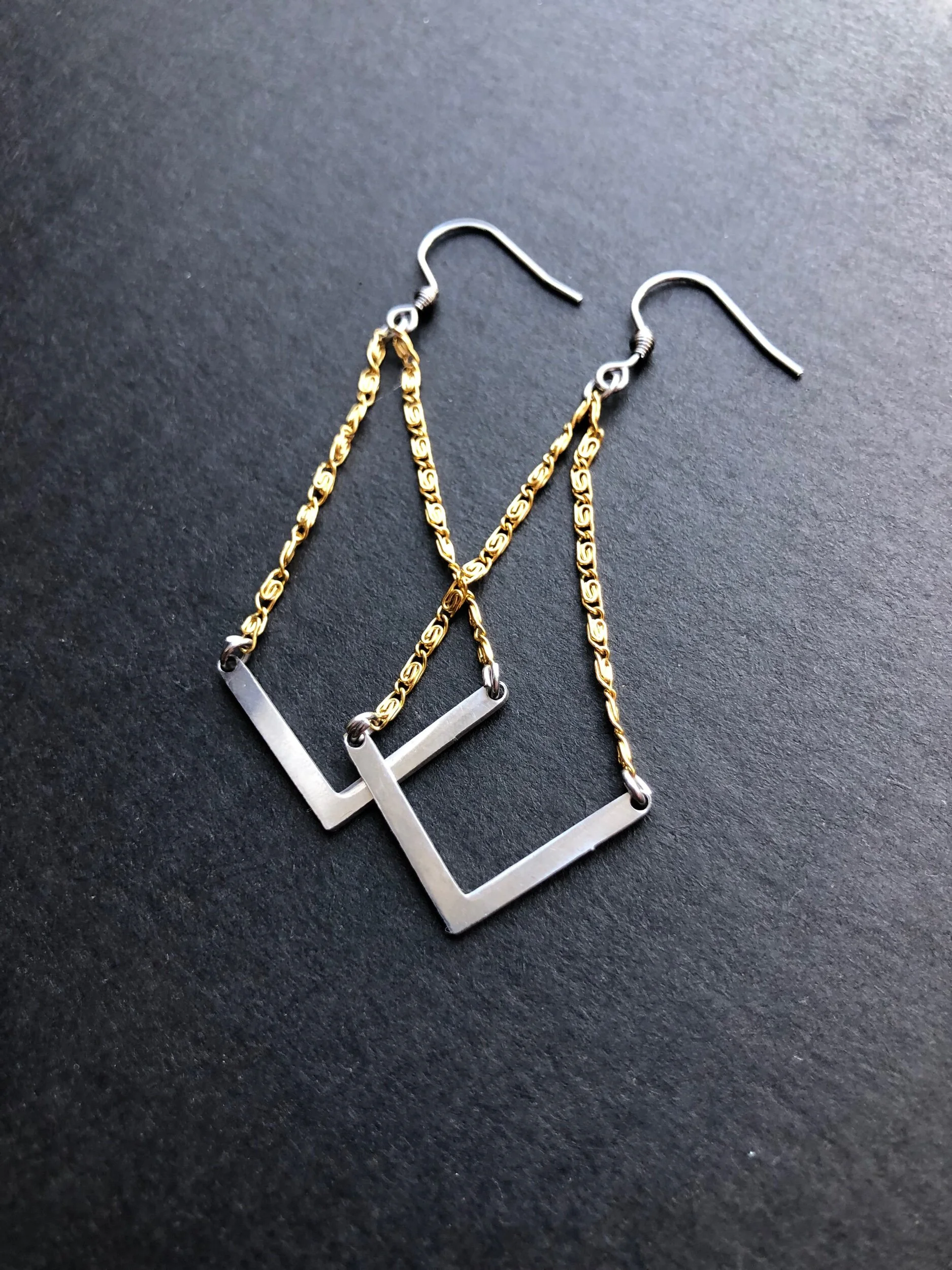 16685799-58D1-4E7C-90C8-251E723AC8B8