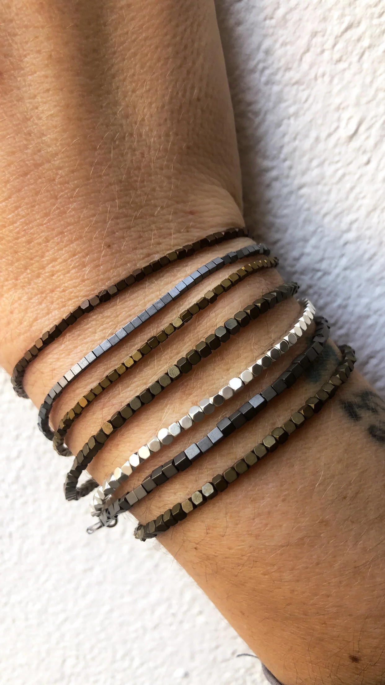 7F80EE1E-A15D-40BF-B0DB-1B337E70B8C2