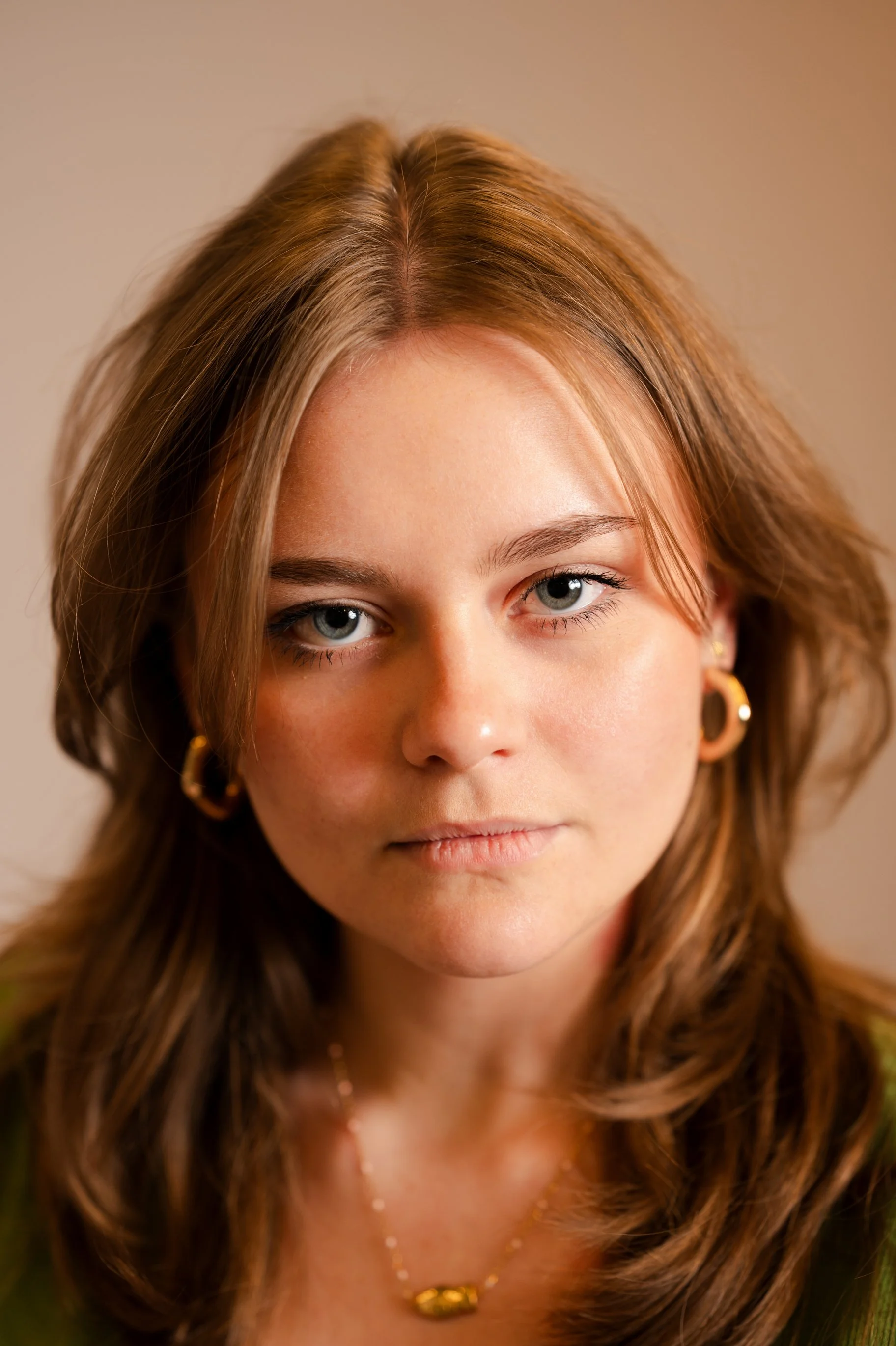 Studio Headshort 3-4101.JPG