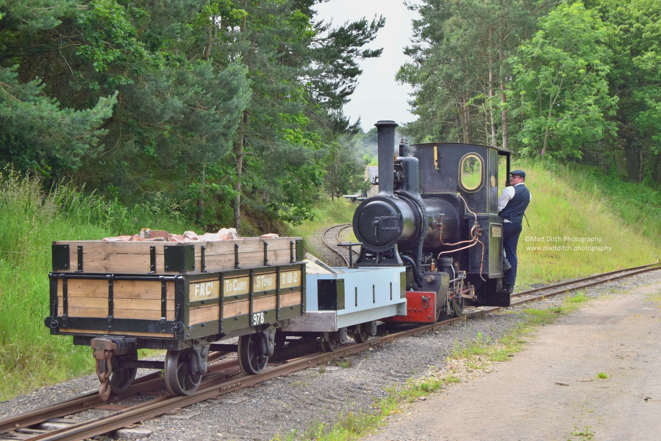  “Glyder” shunting at the Pockerly end of the NG line 