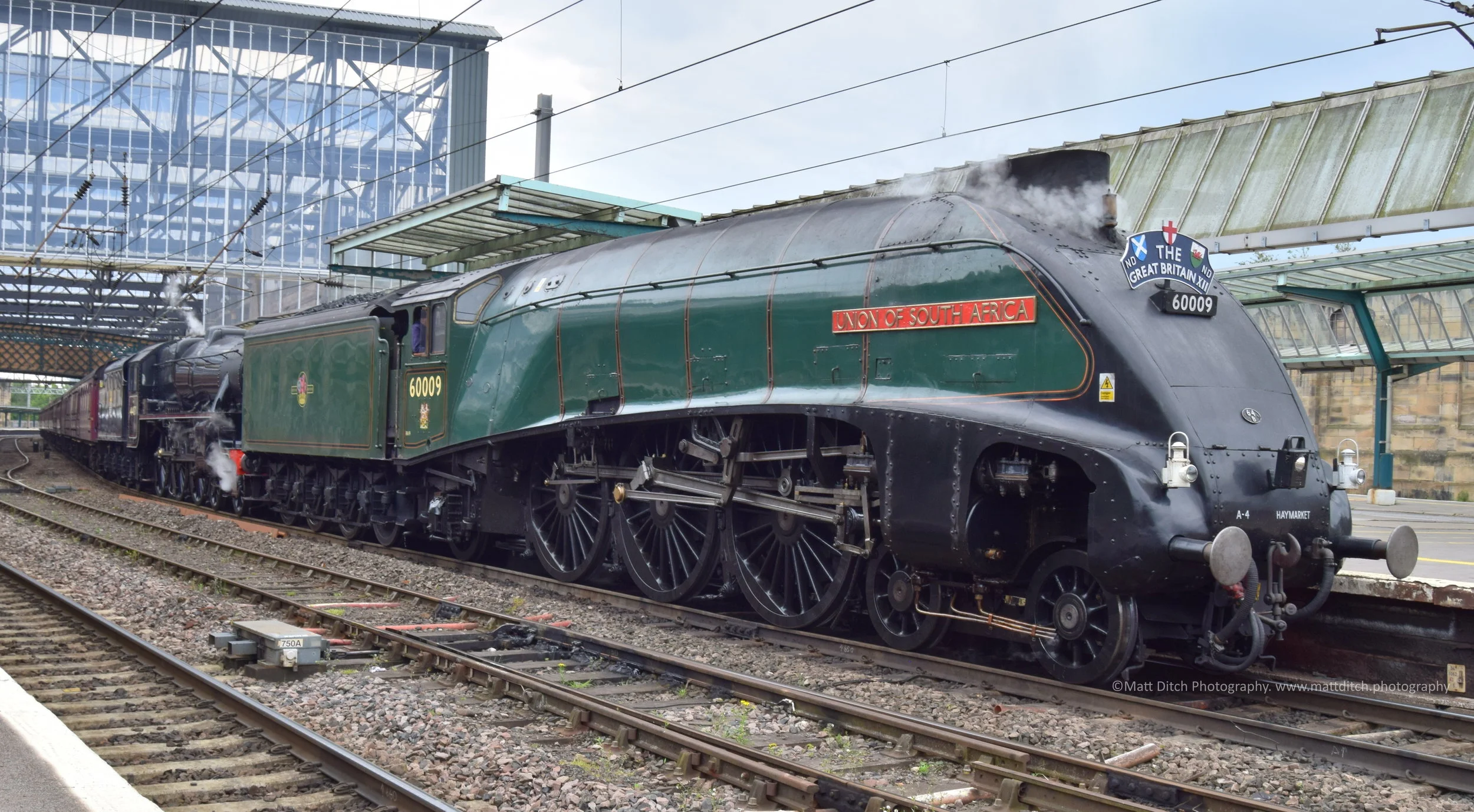  A4 pacific No.60009 "Union of South Africa" double heading day 4 of the Great Britain XII with Black Five No.44871. The pair are seen shortly after arriving at Carlisle. 
