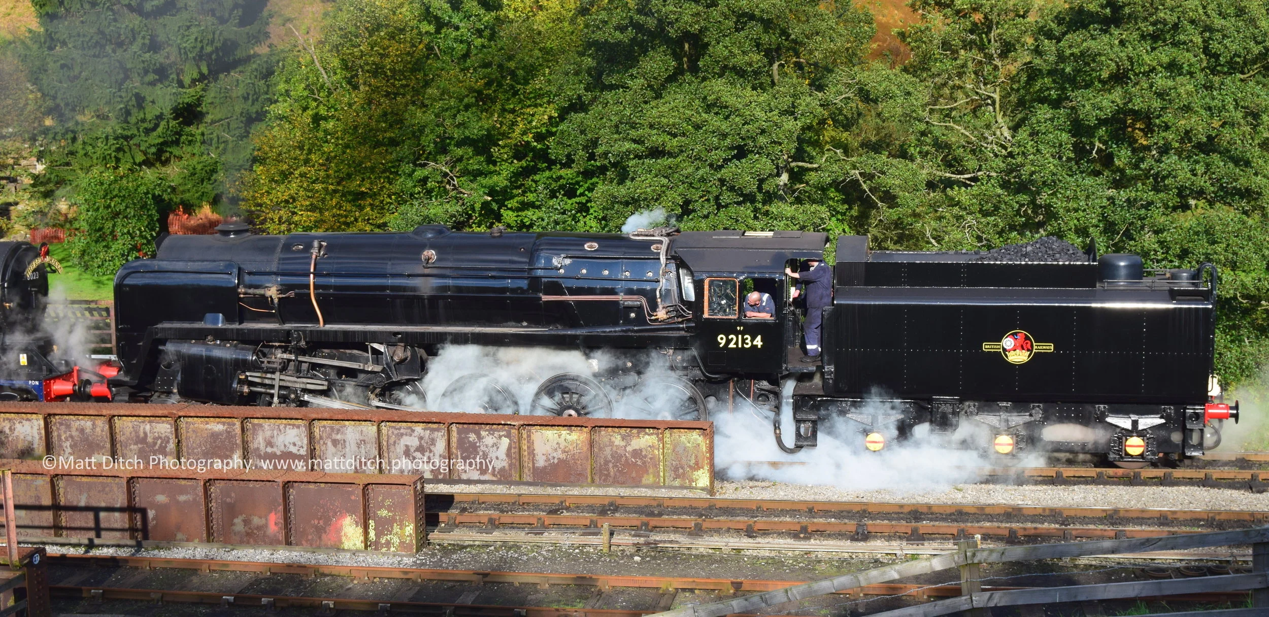  92134 waits to depart for Pickering with King Edward II 