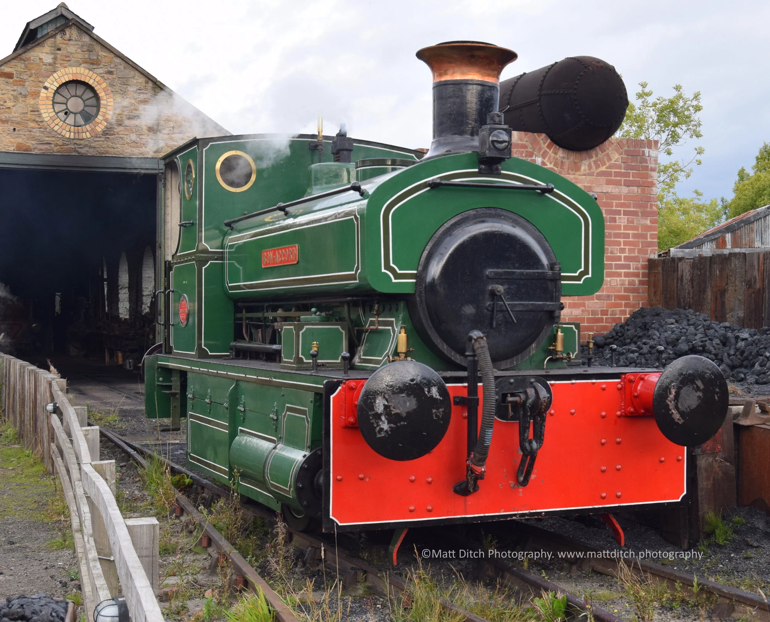  “Bon Accord” on shed at the start of the day. 