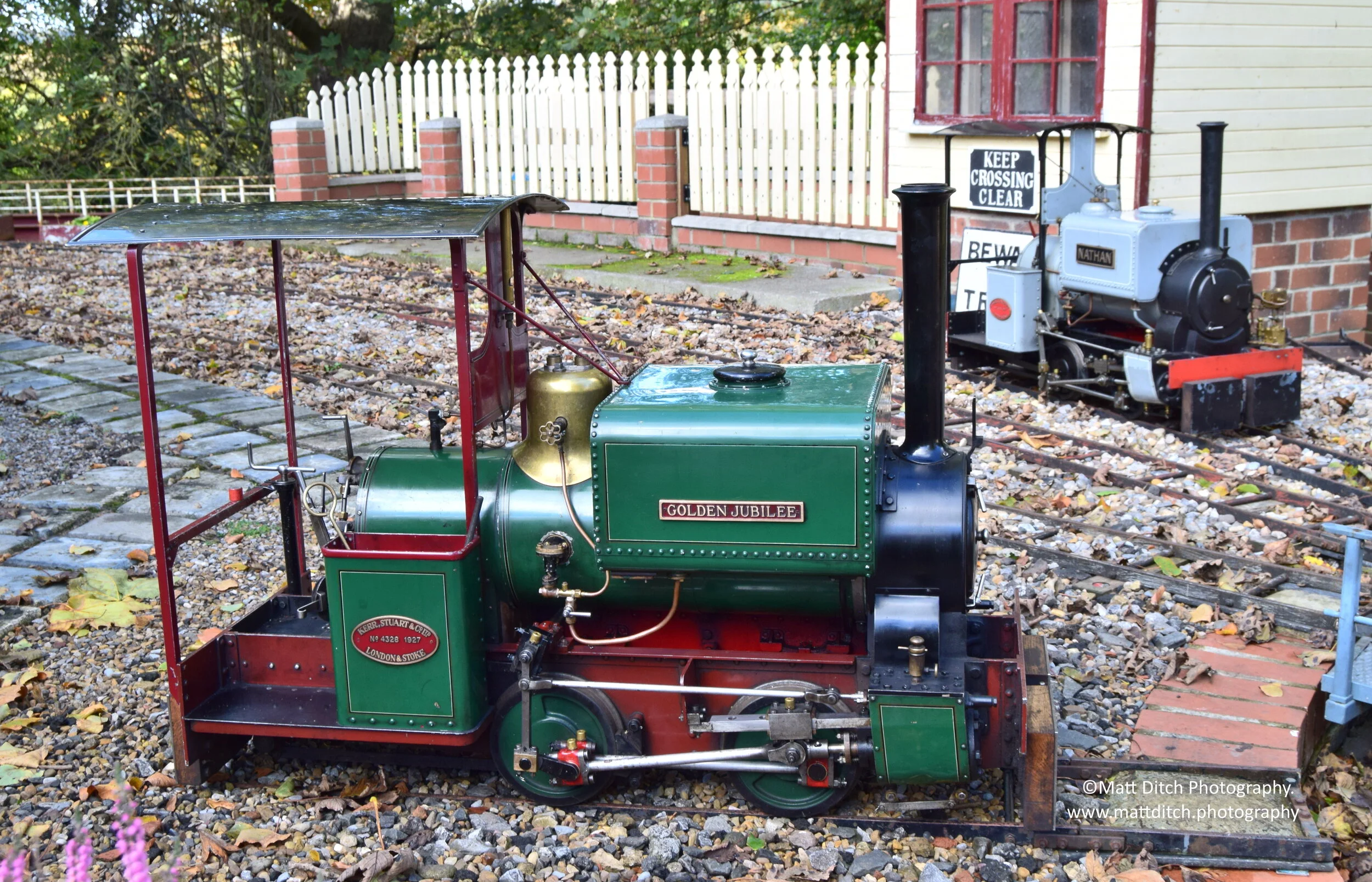  Wrens “Golden Jubilee” 4328 of  1927 and “Nathan” 