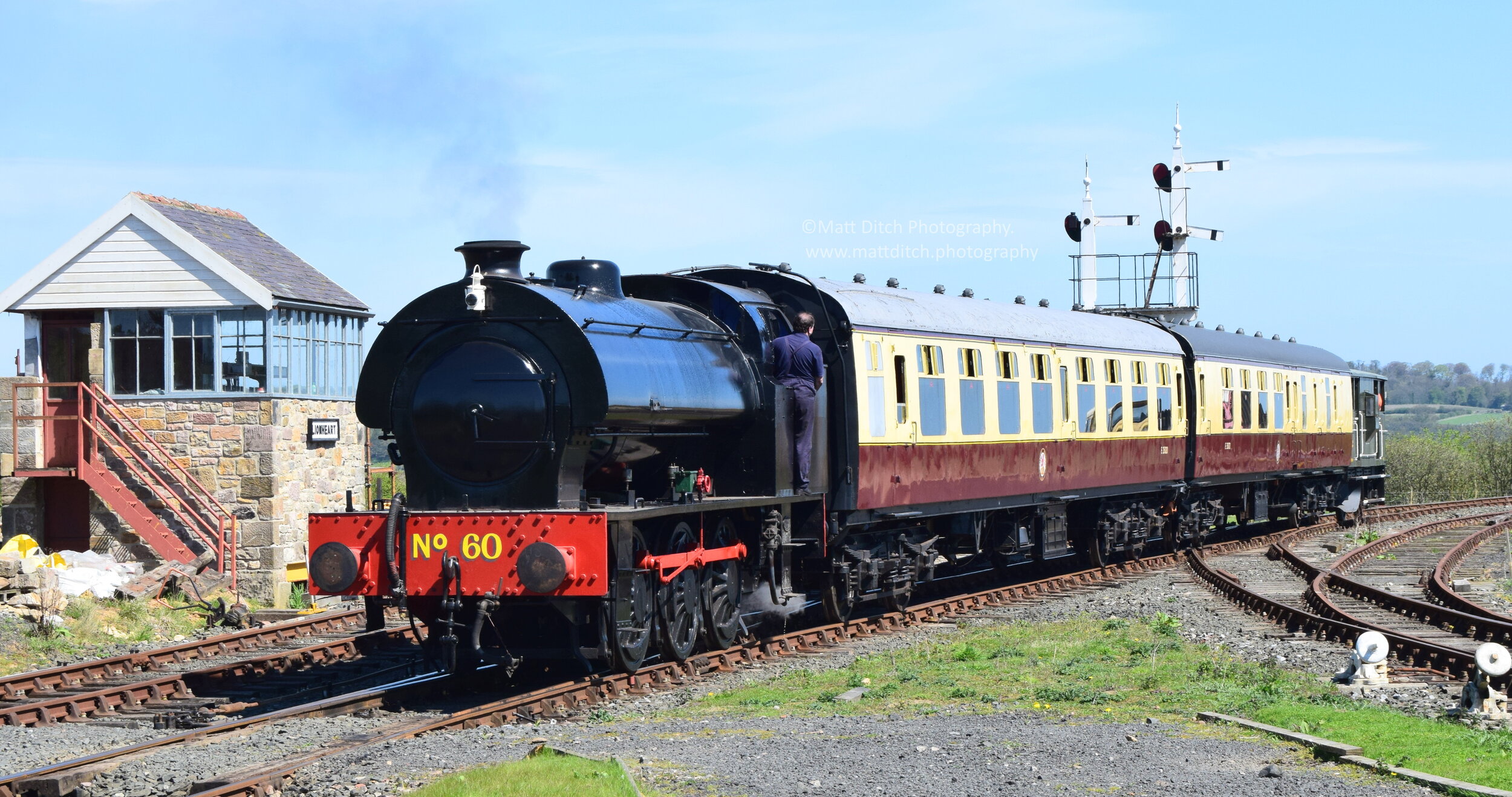  No.60 approaches Lionheart station.  