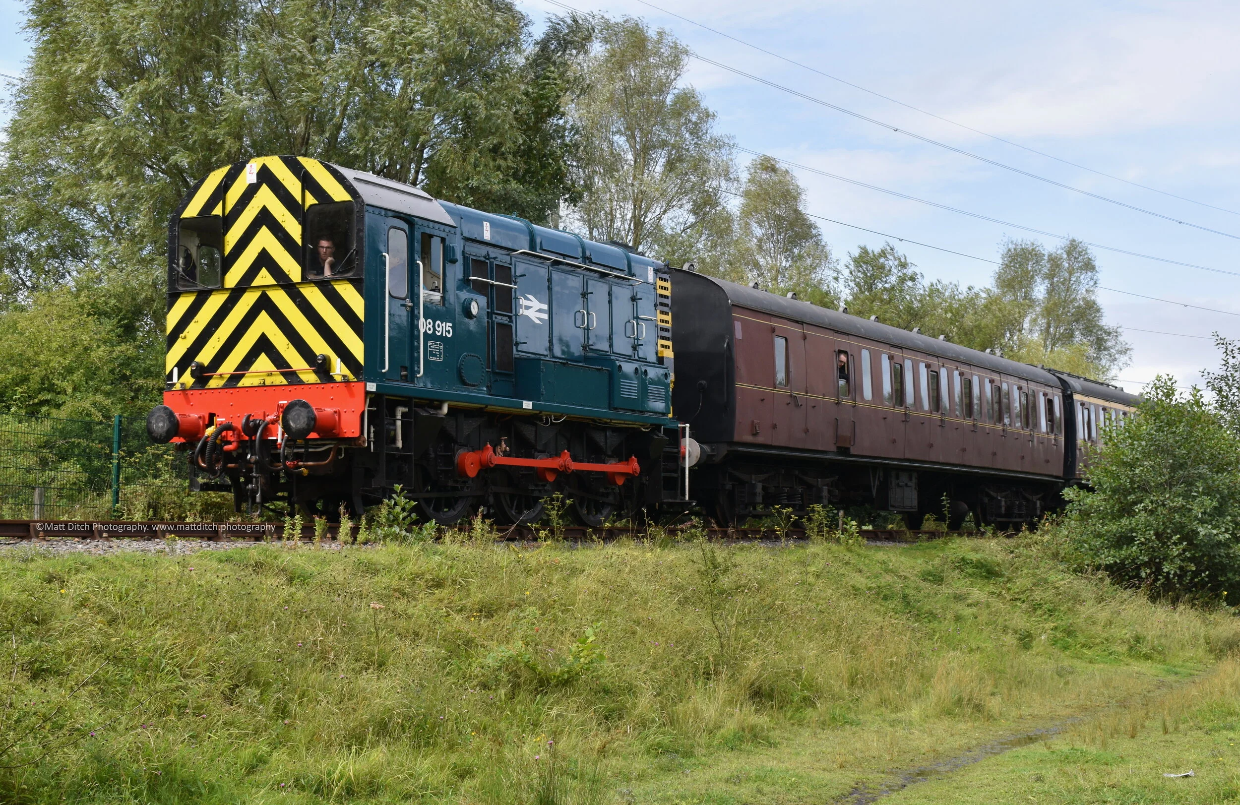 08915 seen a short while later with the second train of the day.