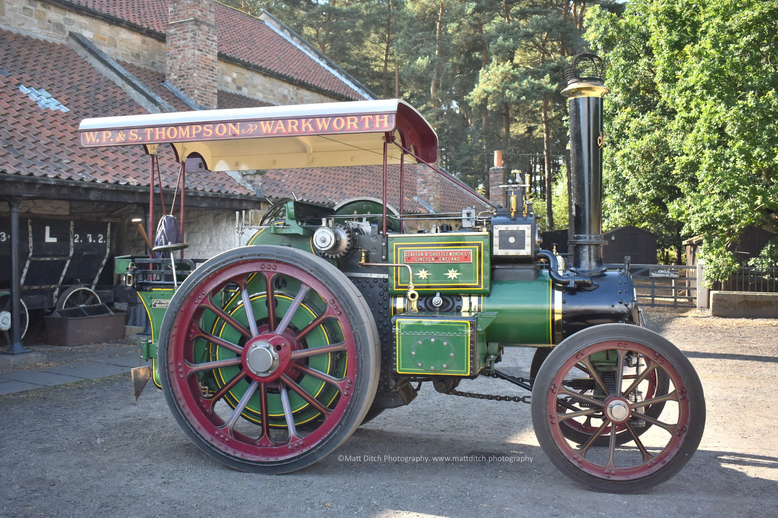 Clayton Shuttleworth Steam Tractor 49008 "Apollo"