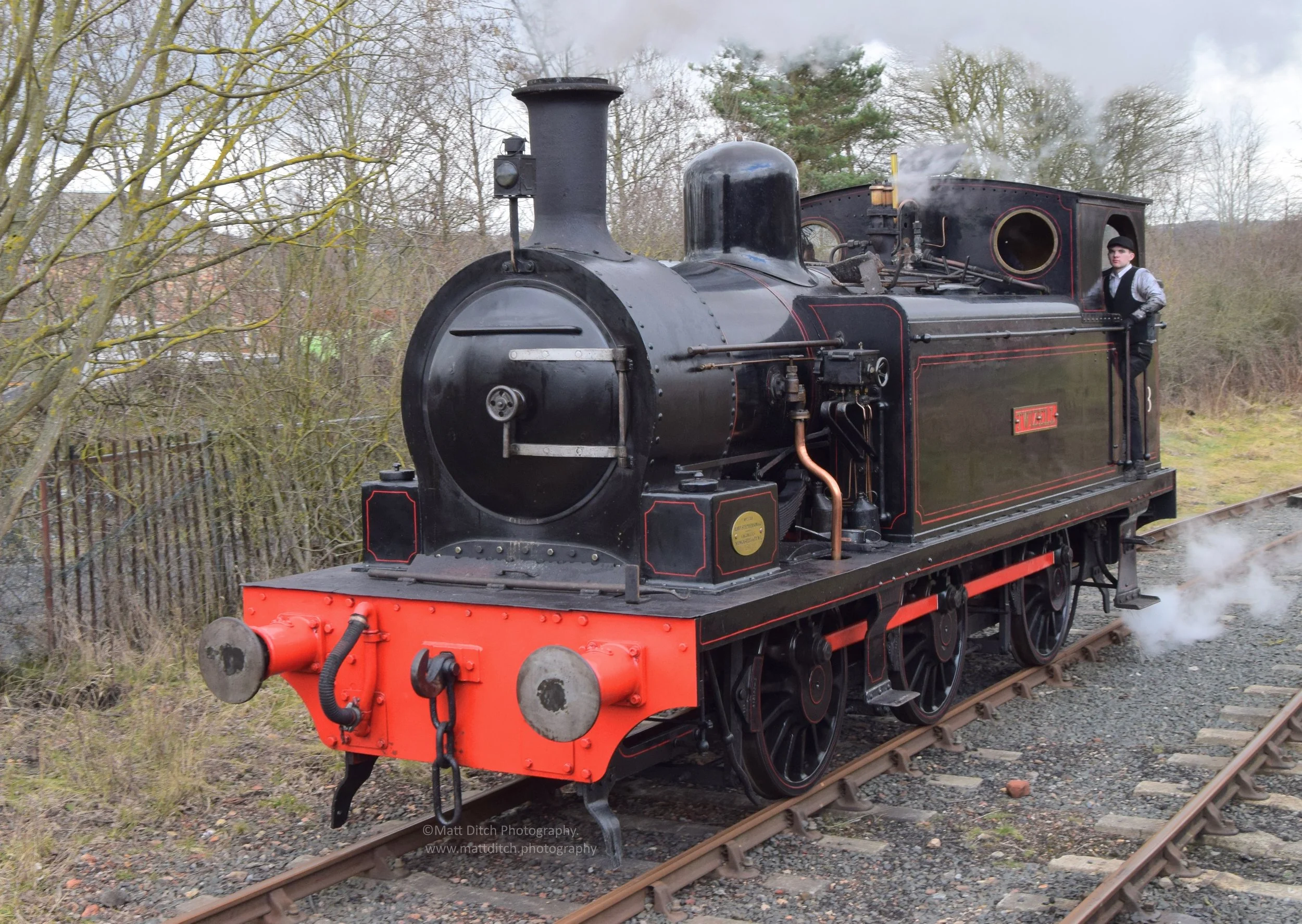"Twizell" running round at East Tanfield