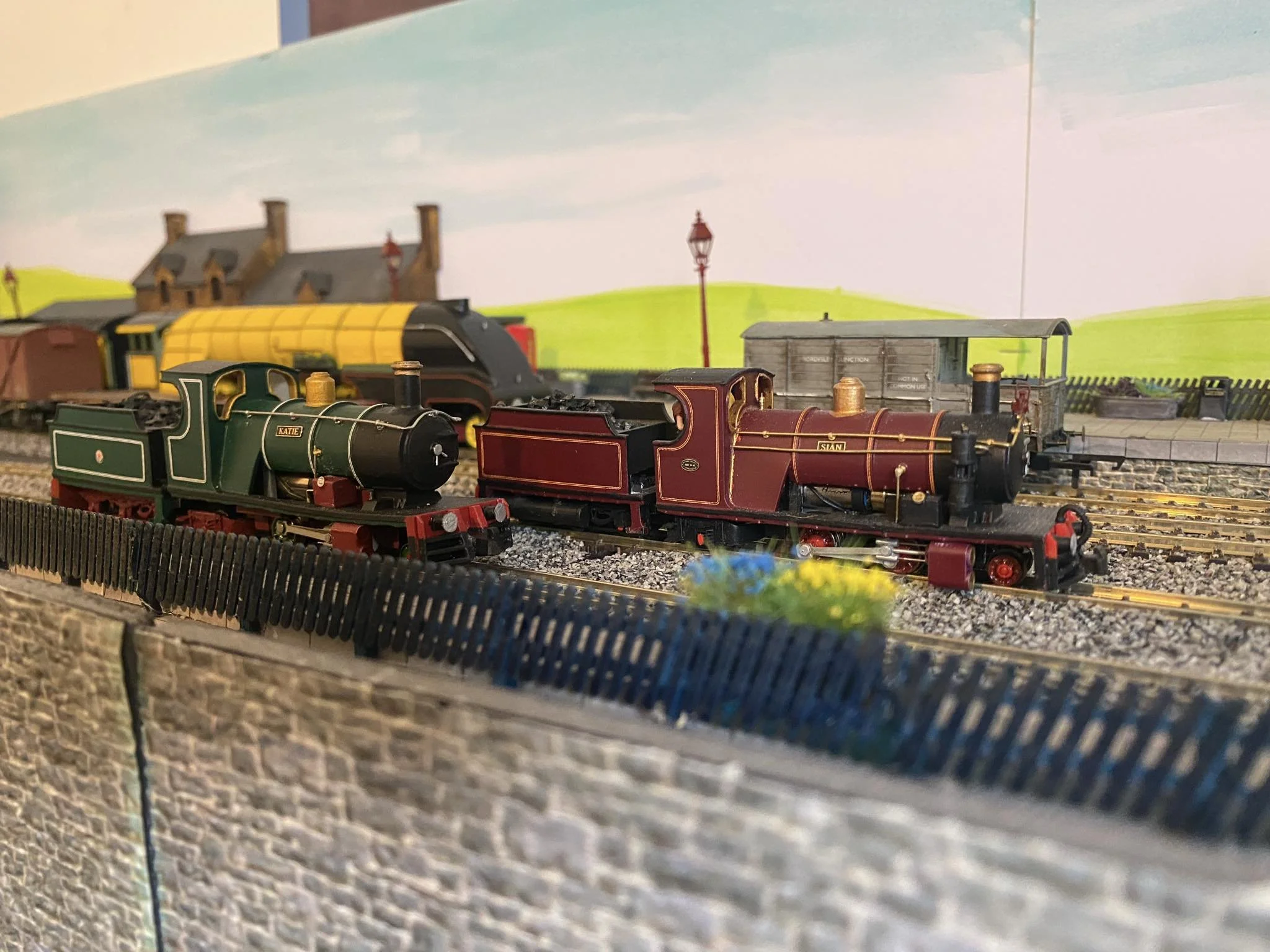 db736e44-8285-409c-b3a8-5c92193c05cf.jpg