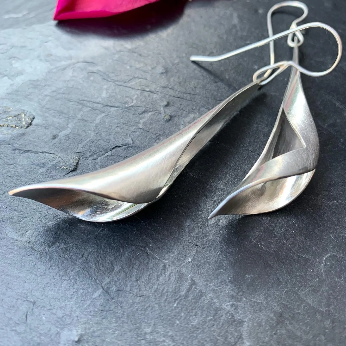 C0AA7DDB-1B2E-4725-92D8-82B7EE35A0B1