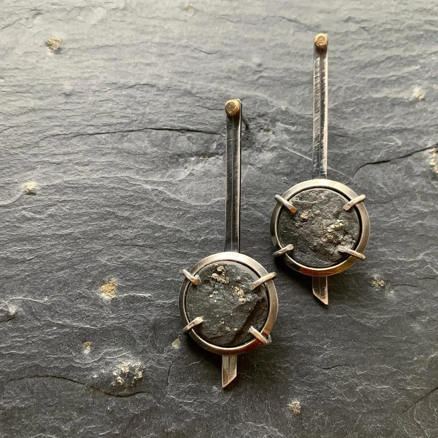 C894DAEB-6551-45A4-B5E4-5C577AC83895