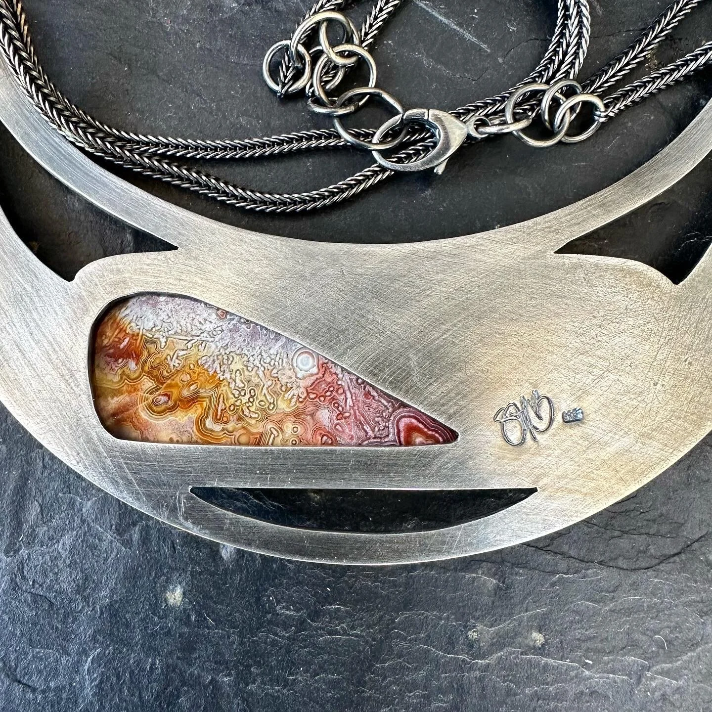 C8B618BB-57C2-4373-B19C-813E45F02926