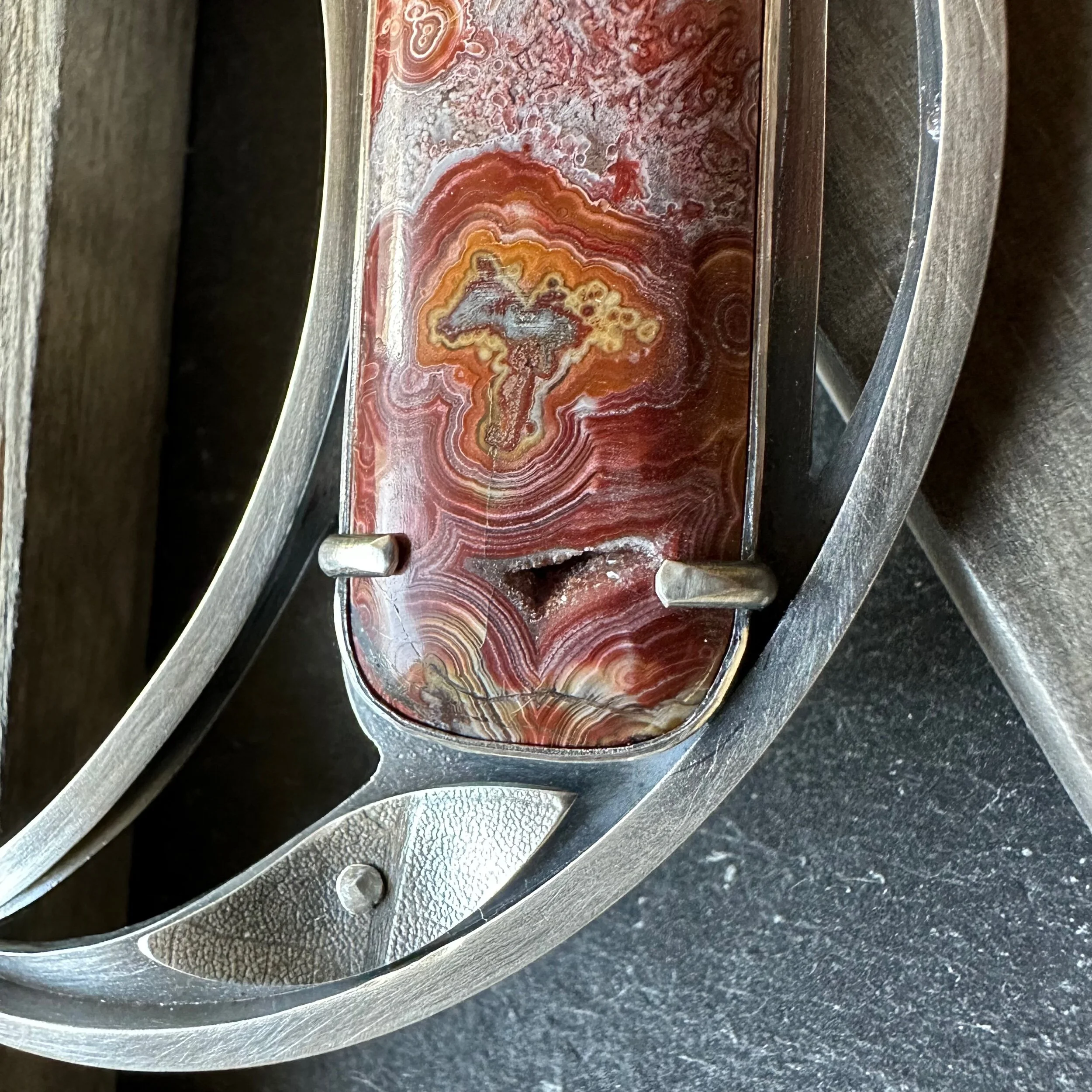 EEBE5D3F-6E19-4BD3-A2B9-14892BA481AF