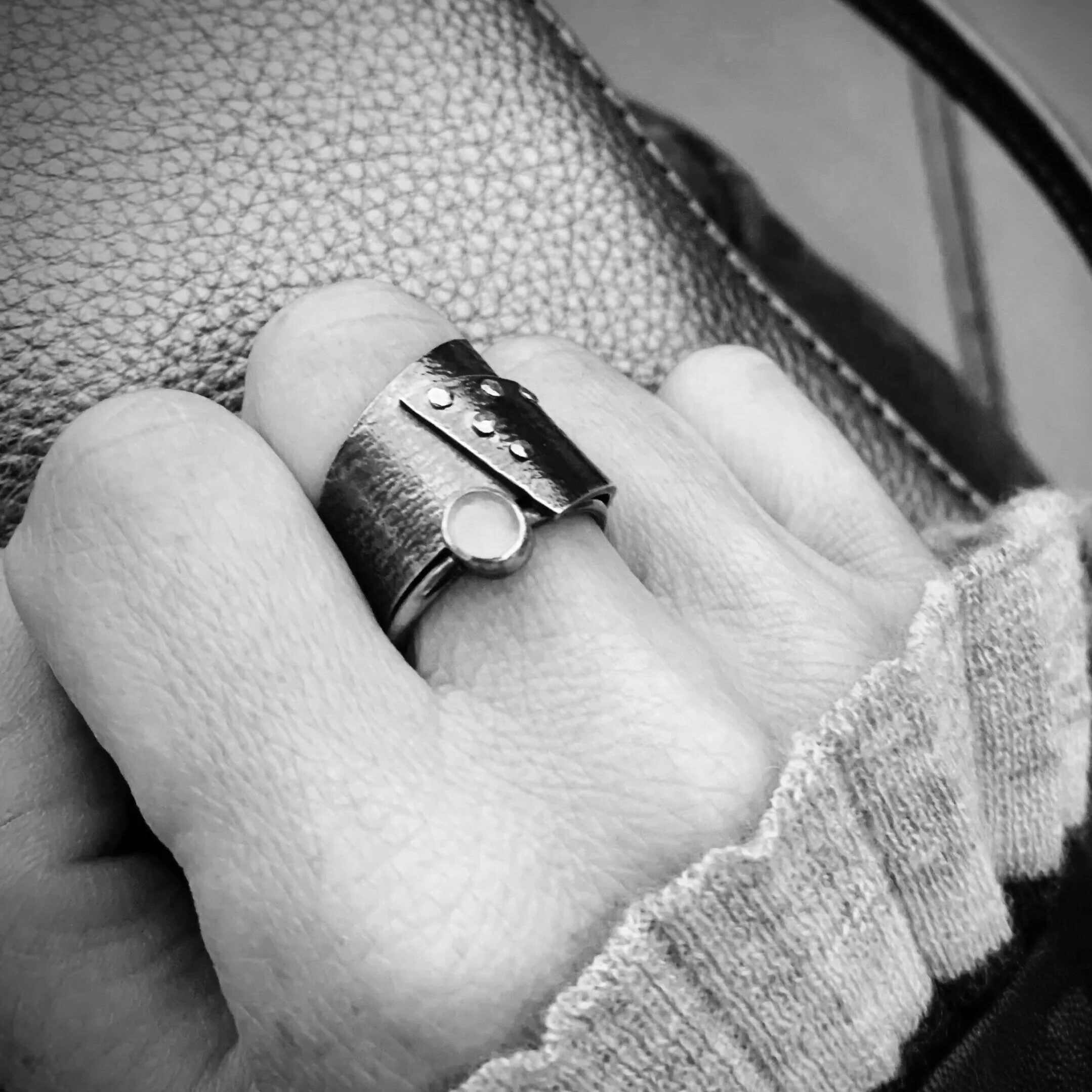 17D23368-89FB-4EE2-98D2-EDC0B8F98DC4