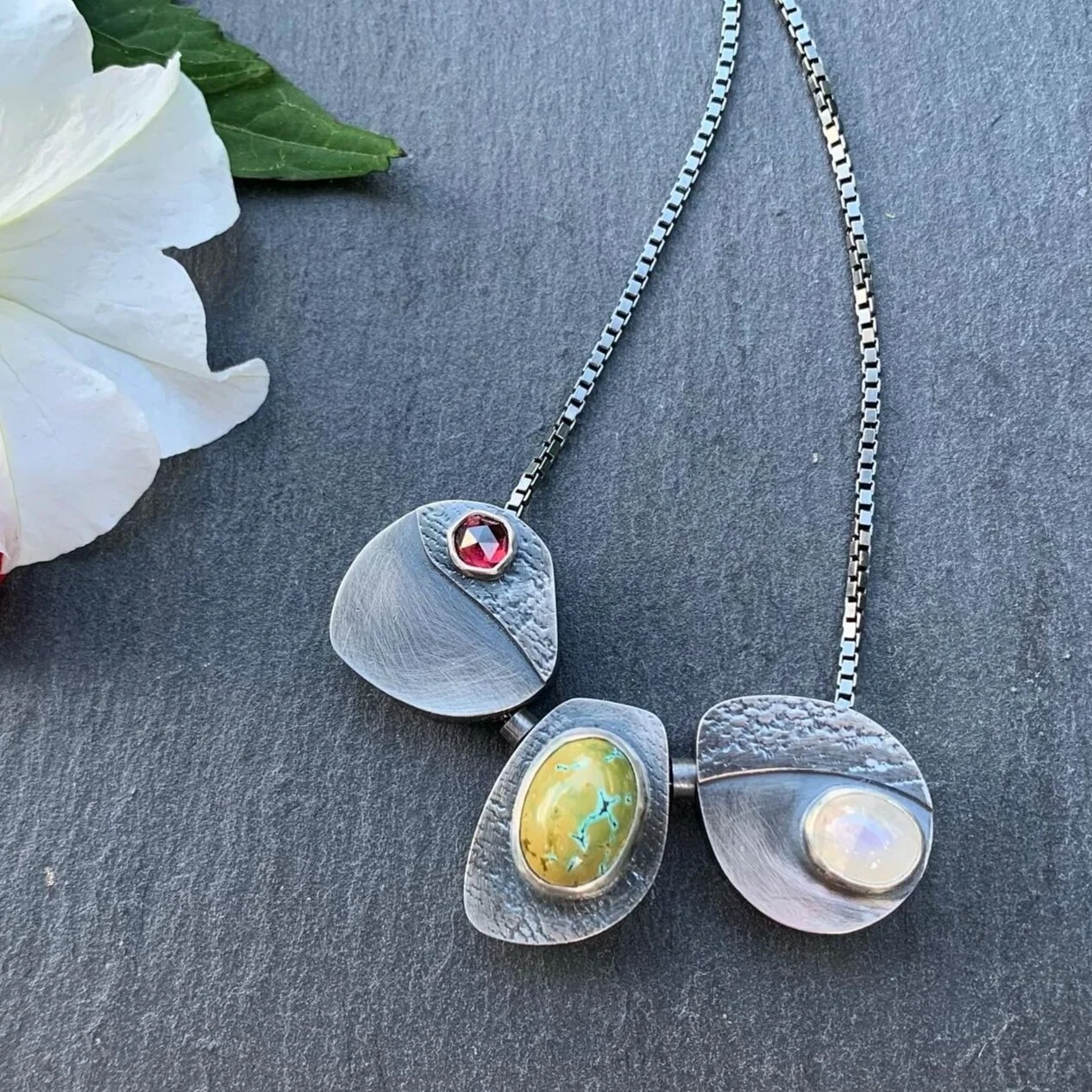 52D275FF-735B-4D00-AF6A-988C73011377