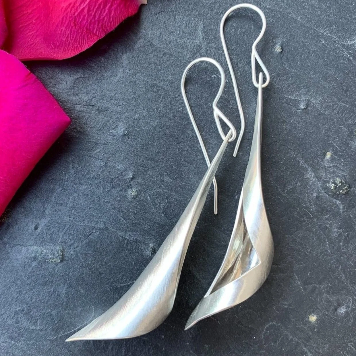 1358CE2D-87F8-4583-948F-99683AC00297