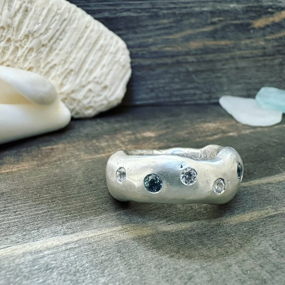 F0BEA9A7-55F9-44F1-8BB2-47D77E3FA01C