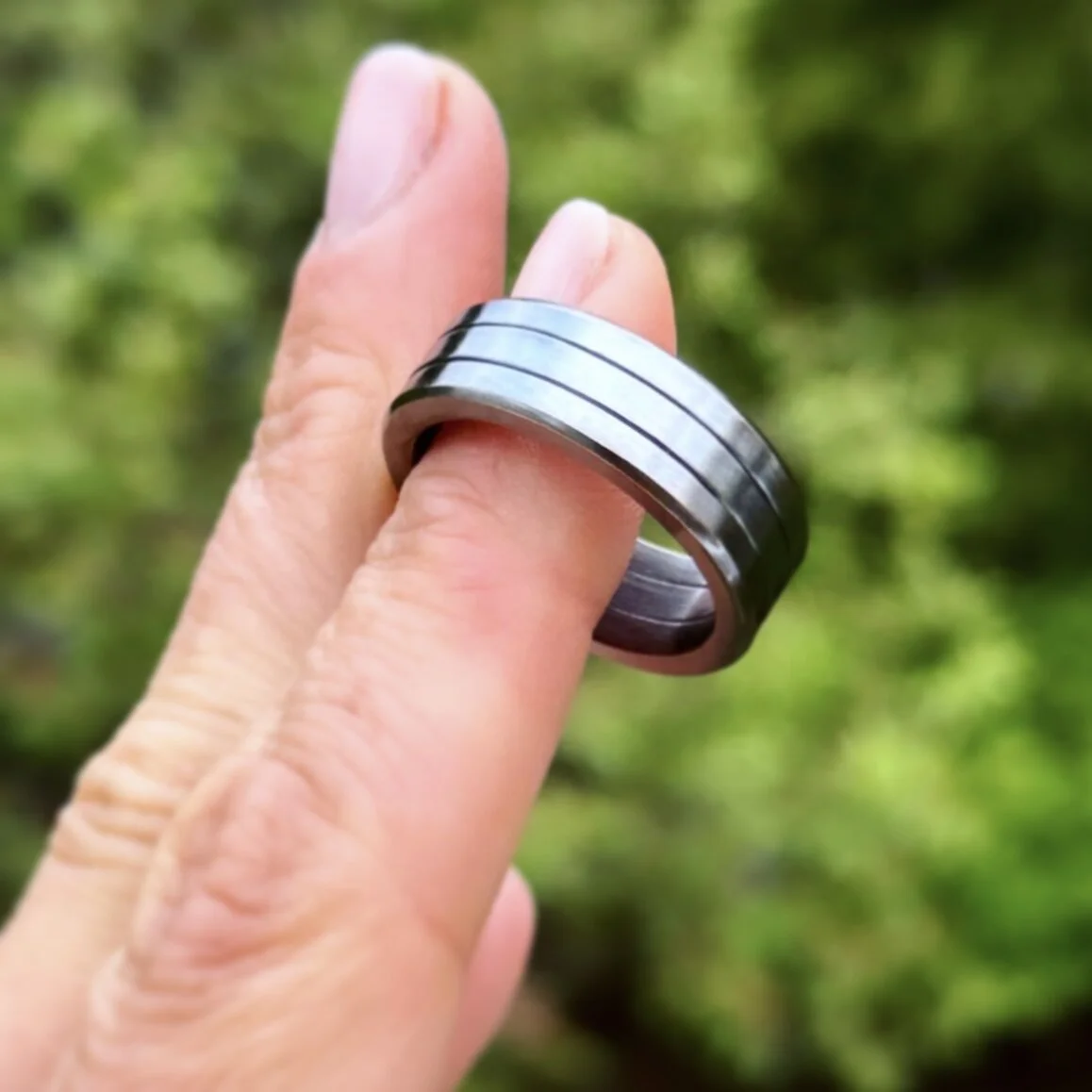 9EEF774E-E434-41CF-B545-8647553291C5