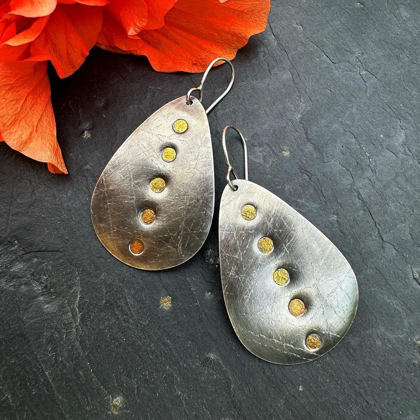 E00DADC5-0275-4FCA-B65E-B71AC02E6EAD