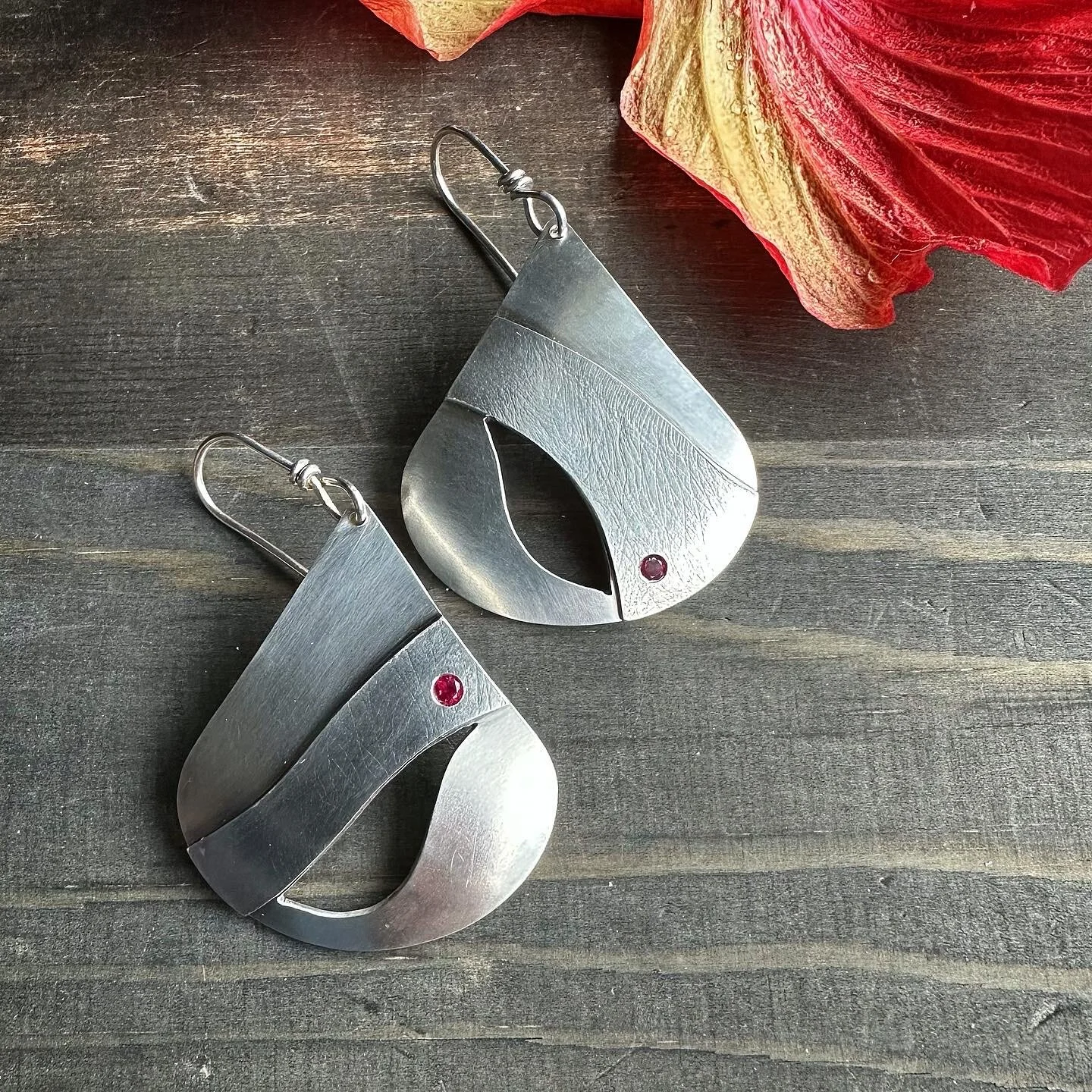 8A642E21-CBA9-4CB2-8EDE-6D54C1246A95