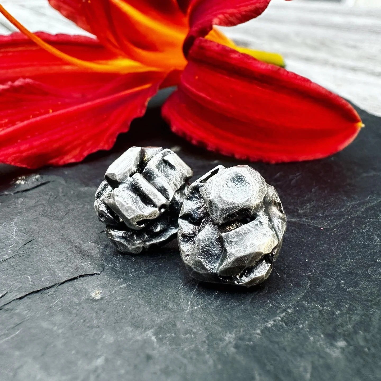 714343E1-52AF-4993-869E-43C1D1CDD71B