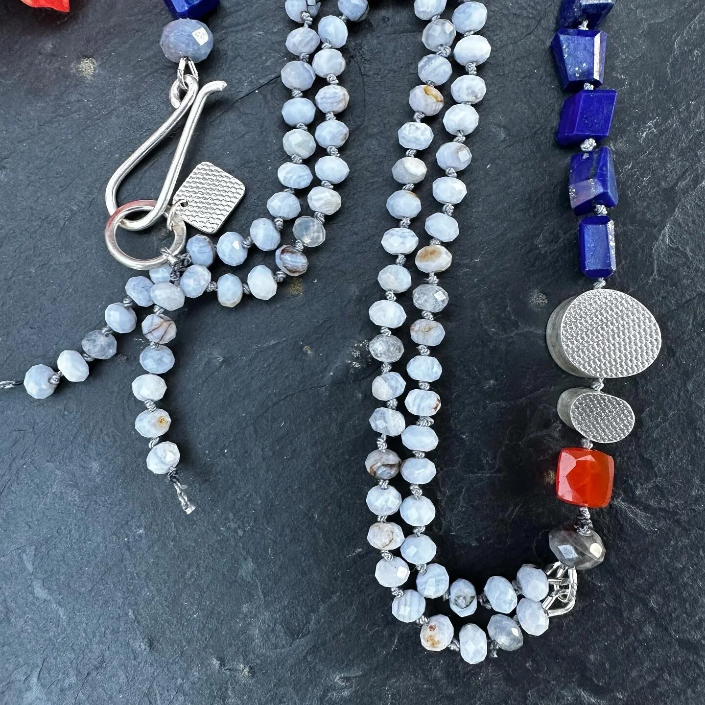 B3C30C26-207D-427C-BEC7-B2FF61A477DB