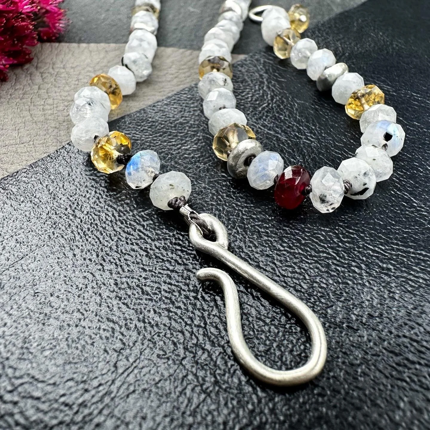 5E5C11C8-2882-4DBD-B710-3C45B4BAF687