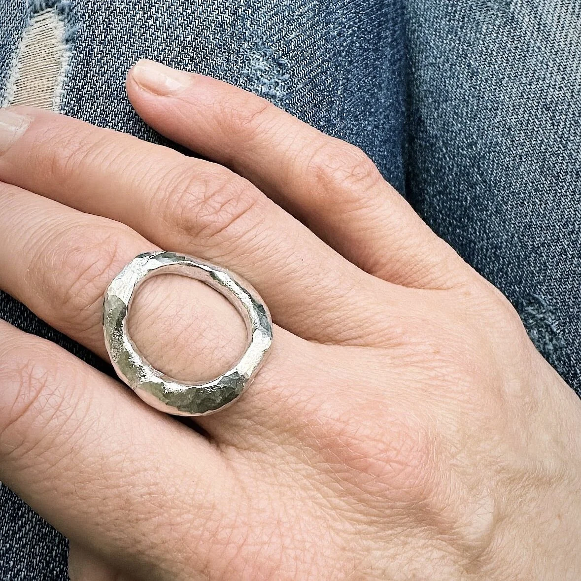 20B5D788-4236-47CC-BD20-83327202E0B7