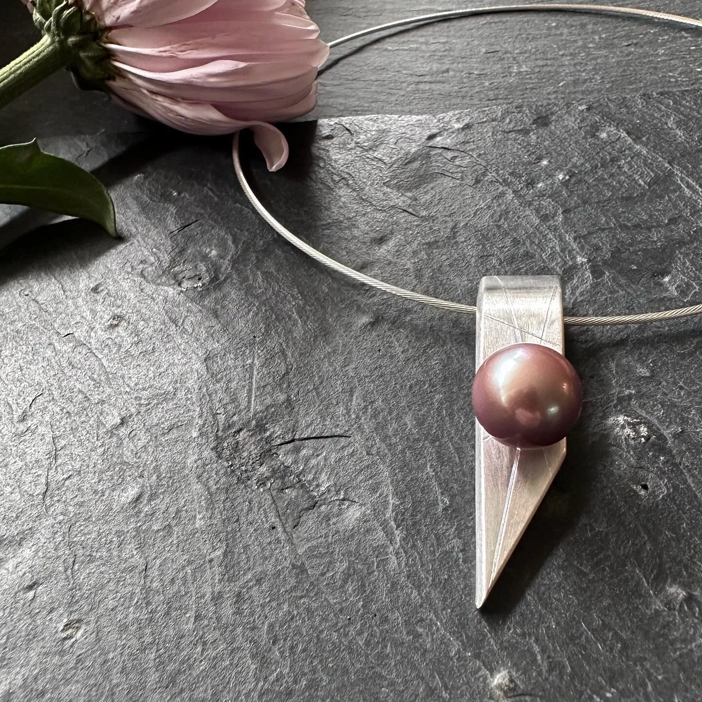 82DF0DD6-CCA1-4C2A-B3EE-BAD2D8BDA233